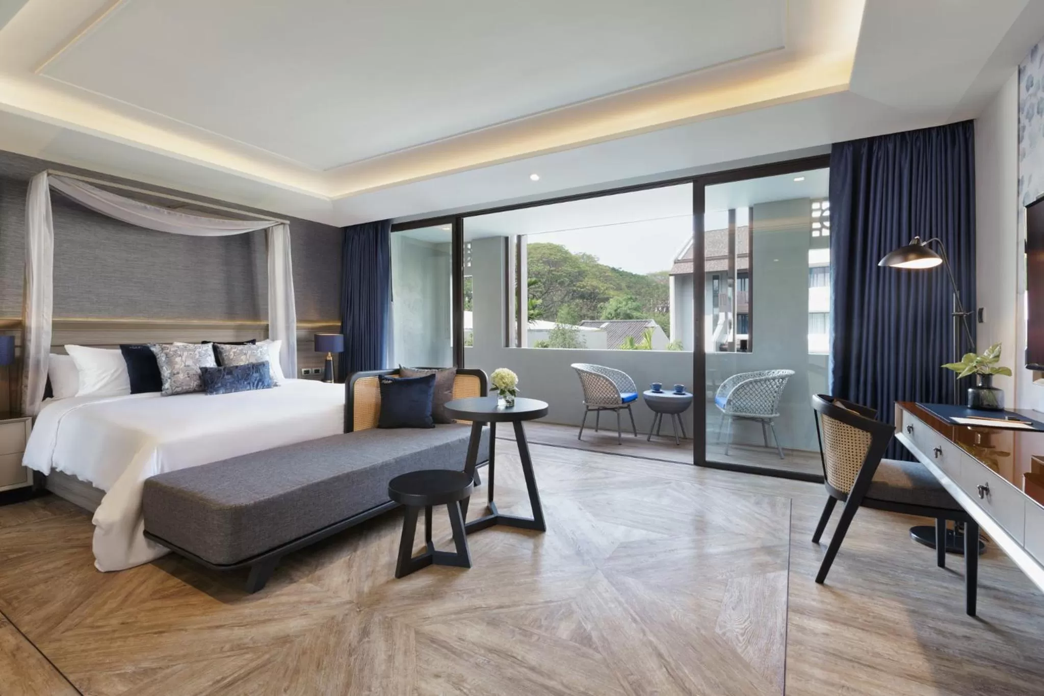 Bed in Maladee Rendezvous Hotel Chiang Mai