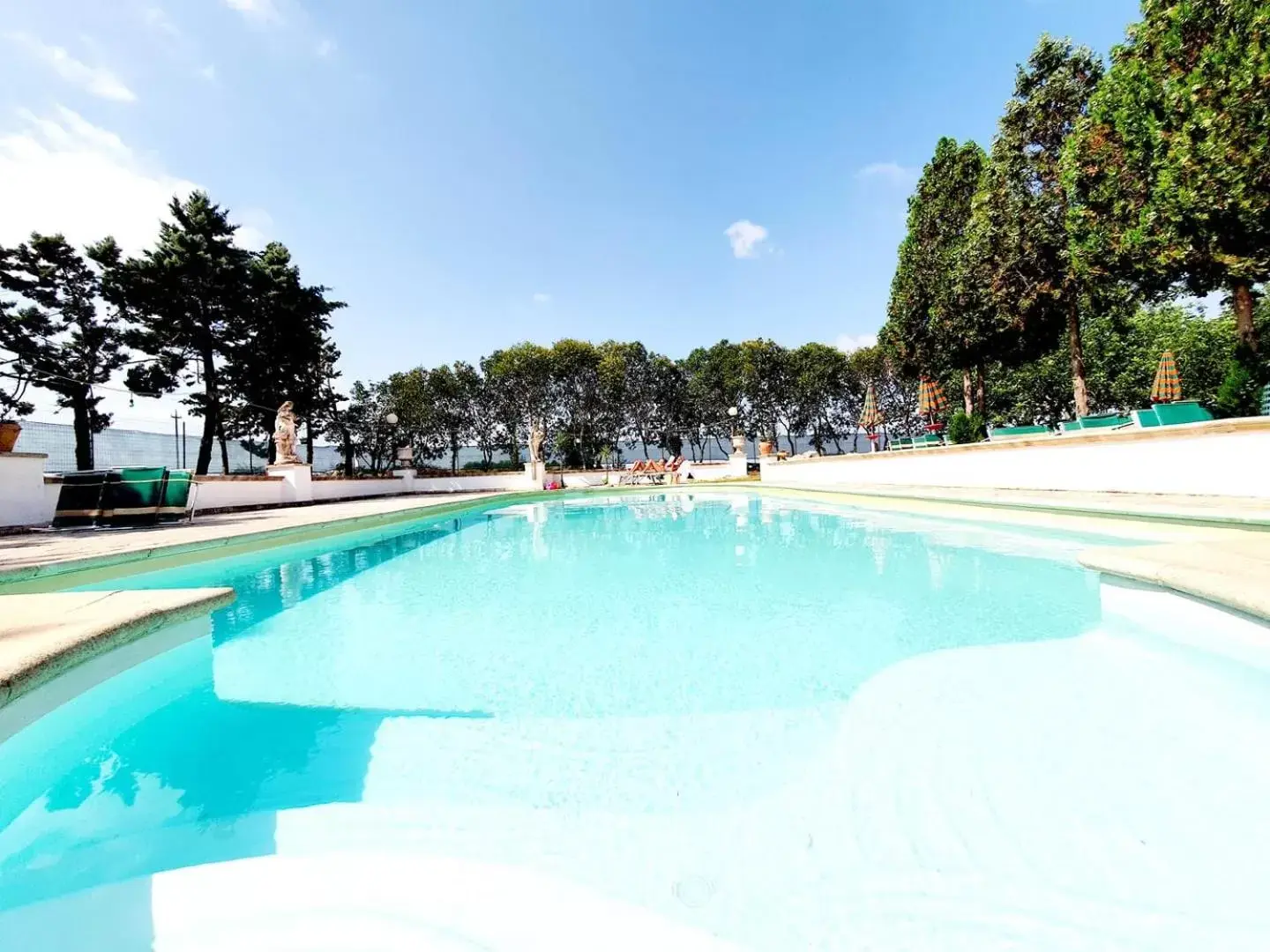 Swimming Pool in Grikò Country Hotel