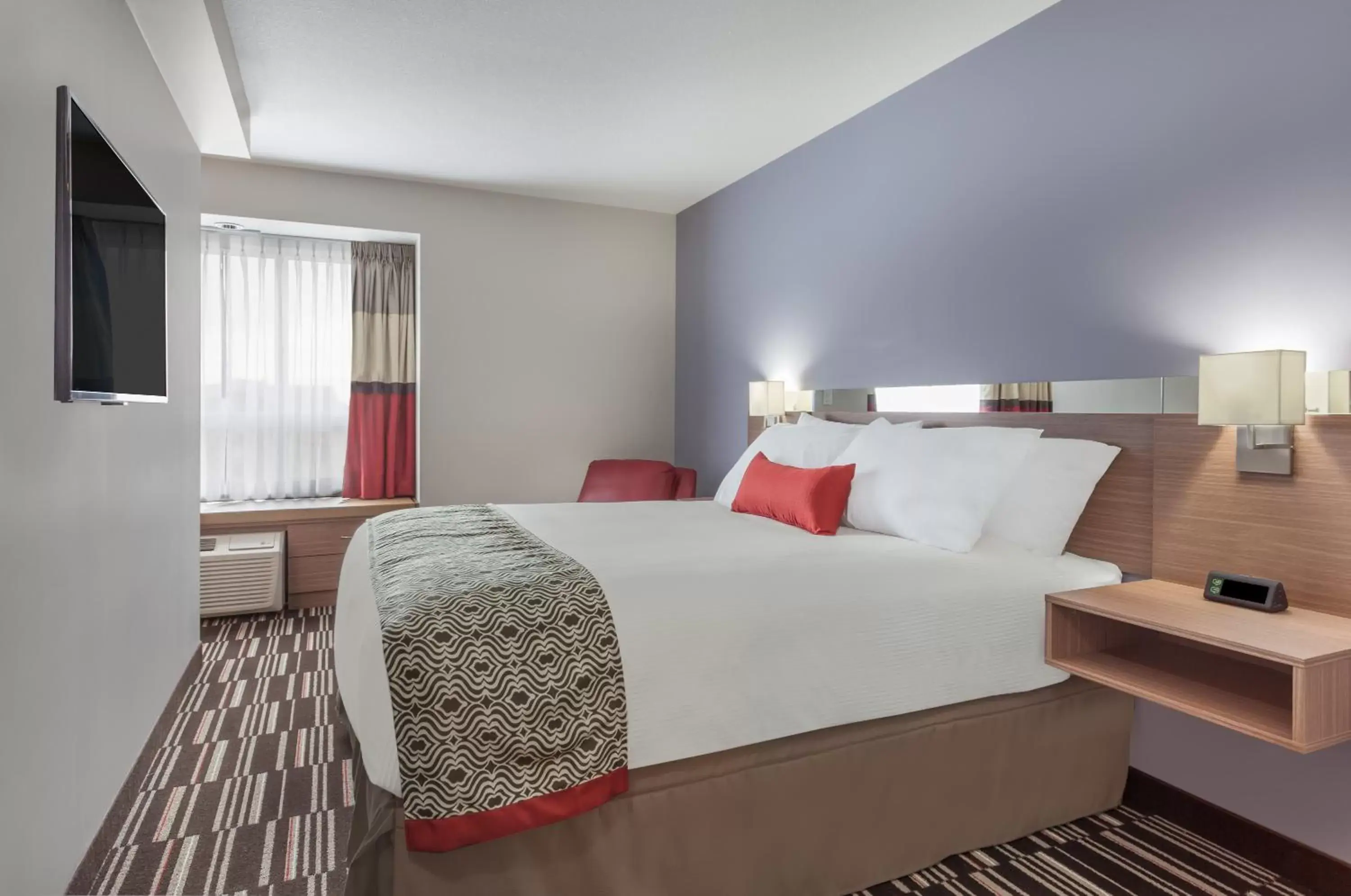 Bedroom, Bed in Microtel Inn & Suites by Wyndham Bonnyville
