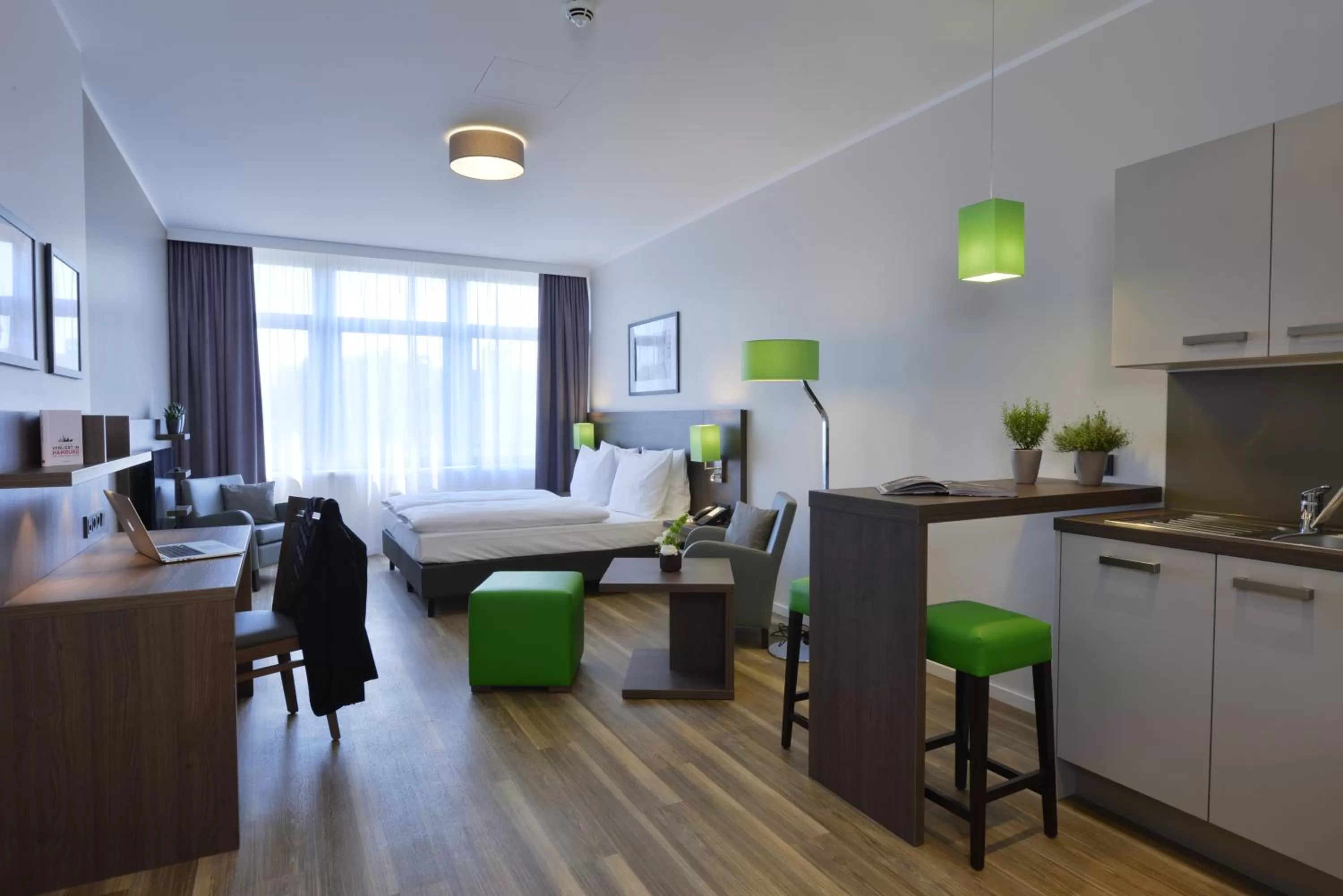 Photo of the whole room, Bed in Appartello Smarttime living Hamburg