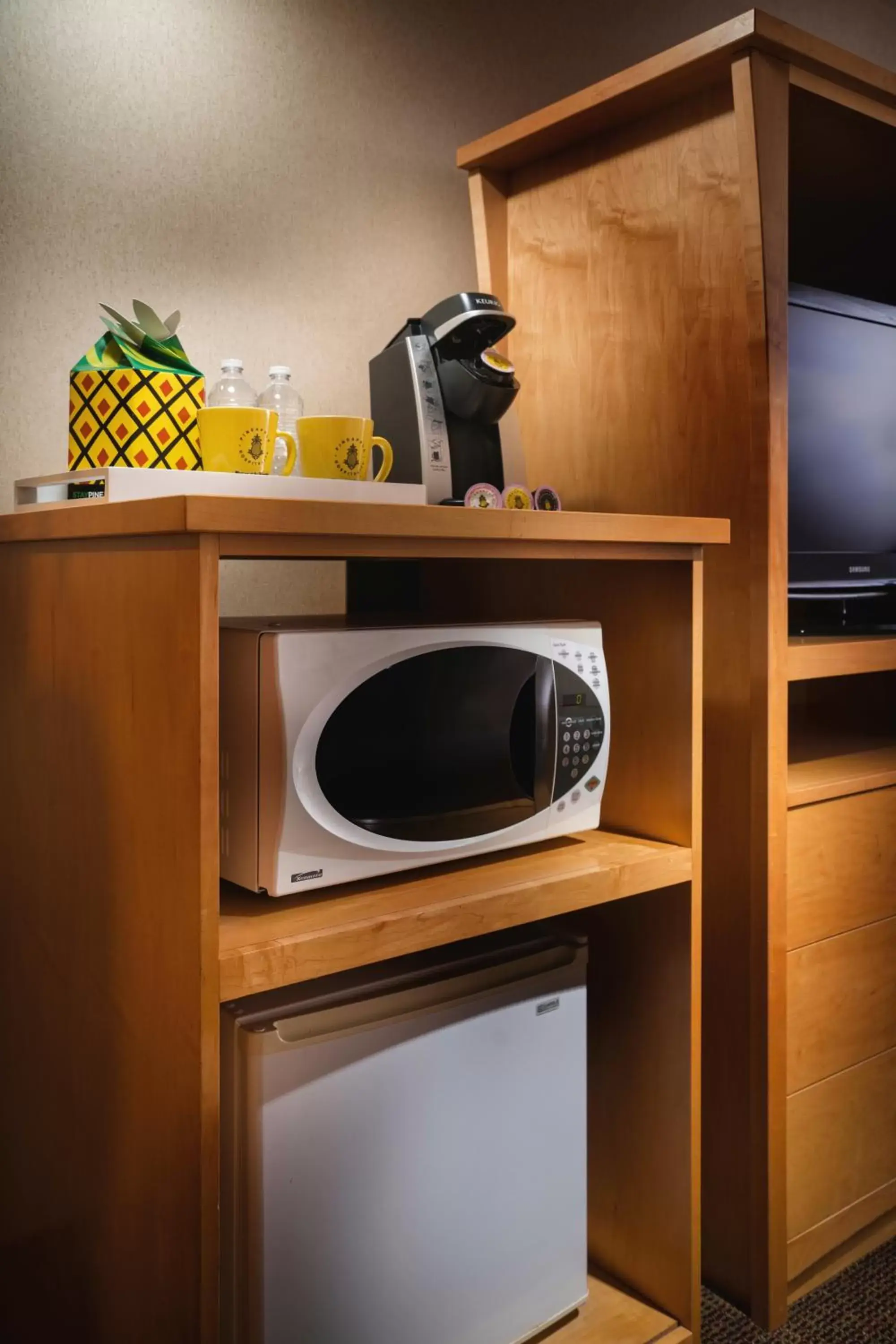 Coffee/tea facilities in Staypineapple, University Inn, University District Seattle