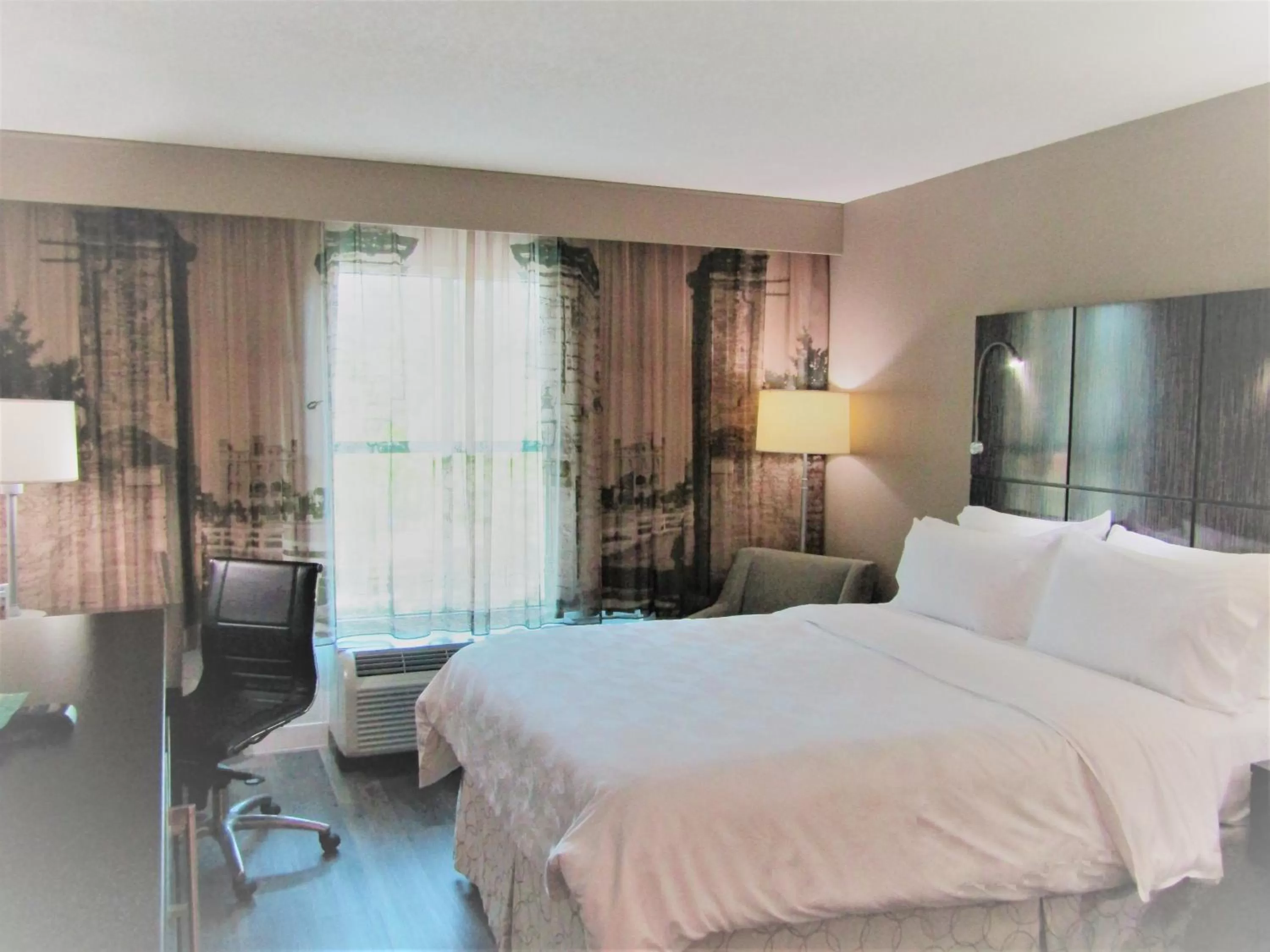 King Room - Non-Smoking in Holiday Inn St. Augustine - Historic, an IHG Hotel