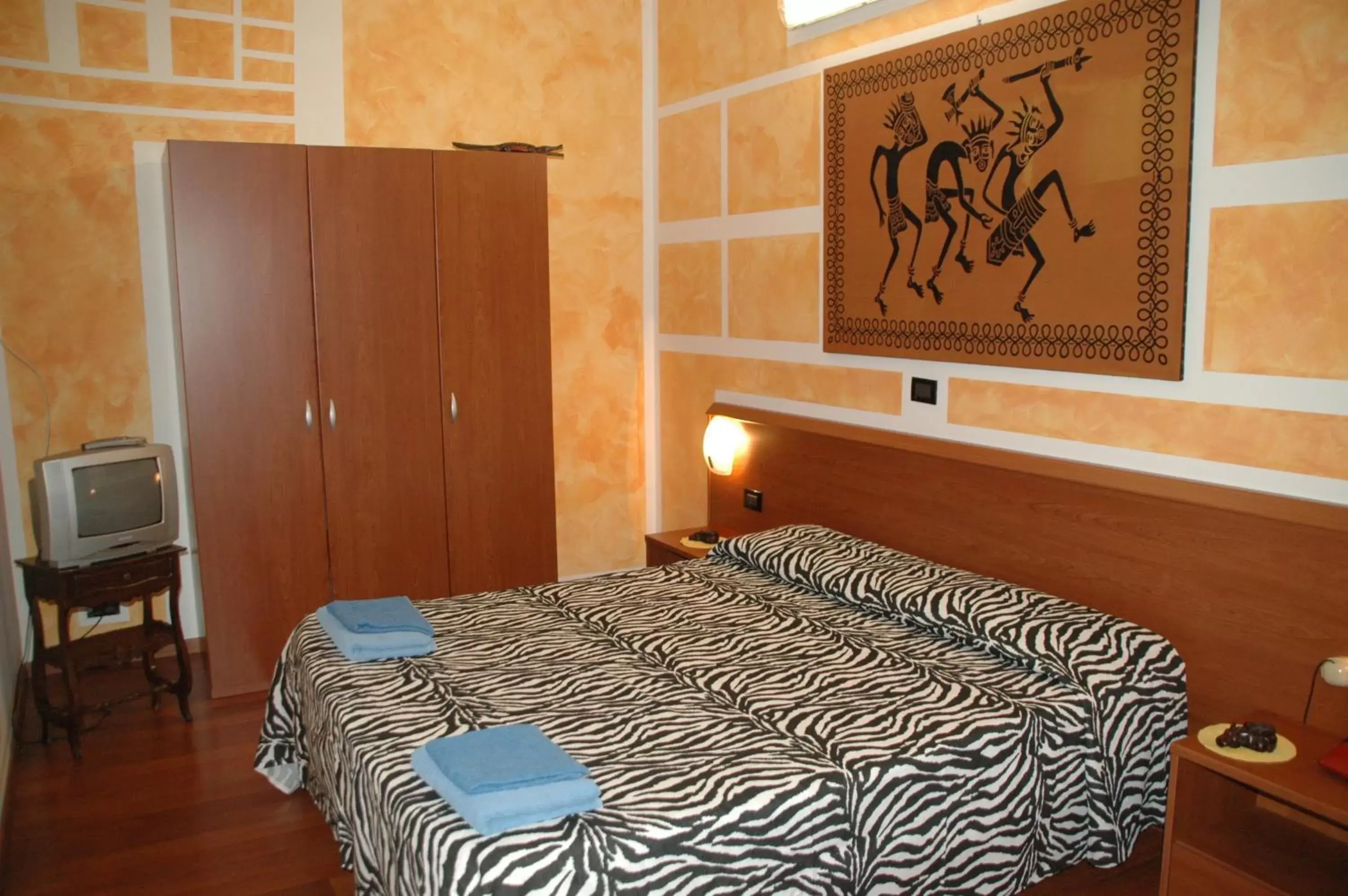 Photo of the whole room, Bed in Albergo Astro