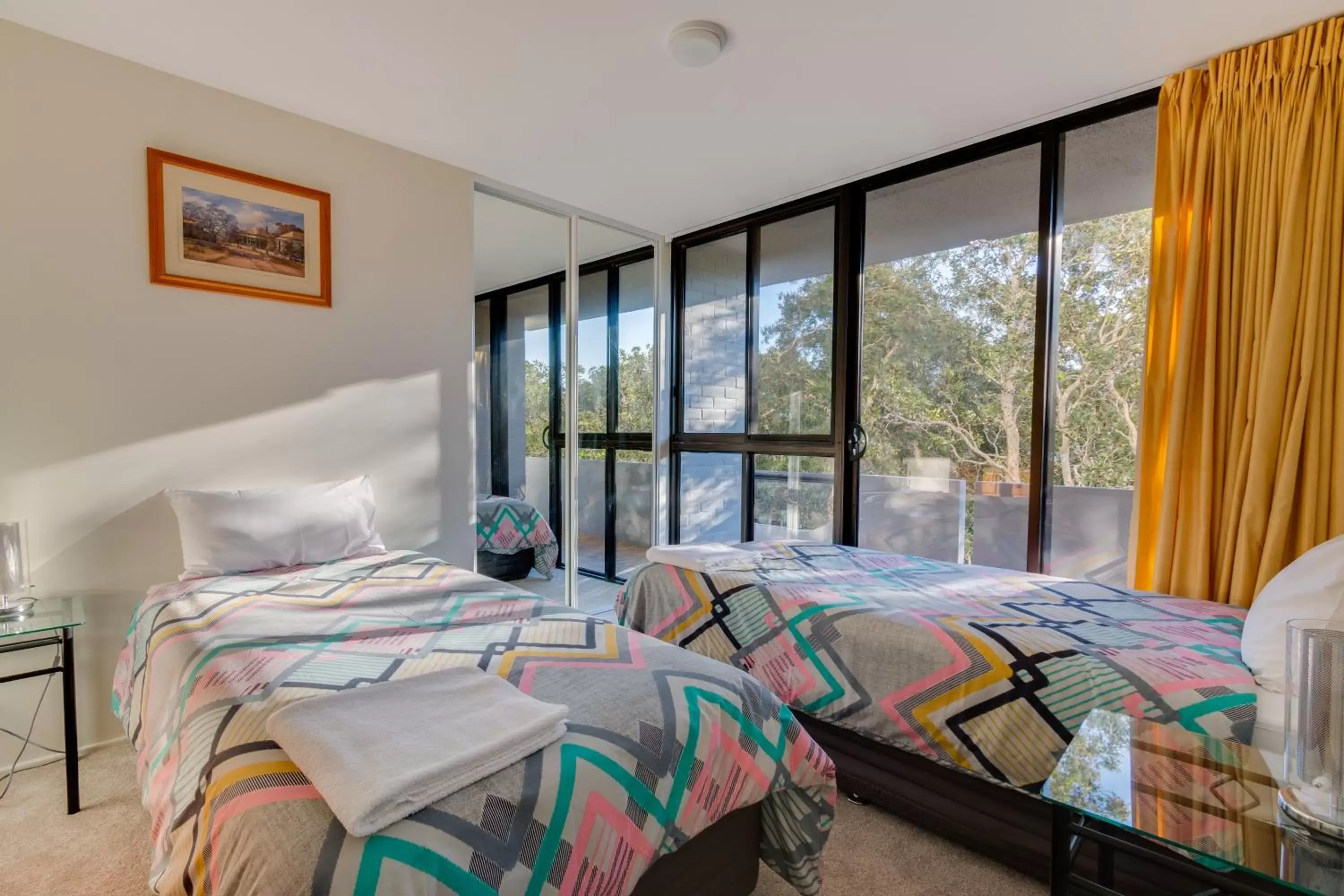 Bedroom, Bed in Pacific Towers Beach Resort