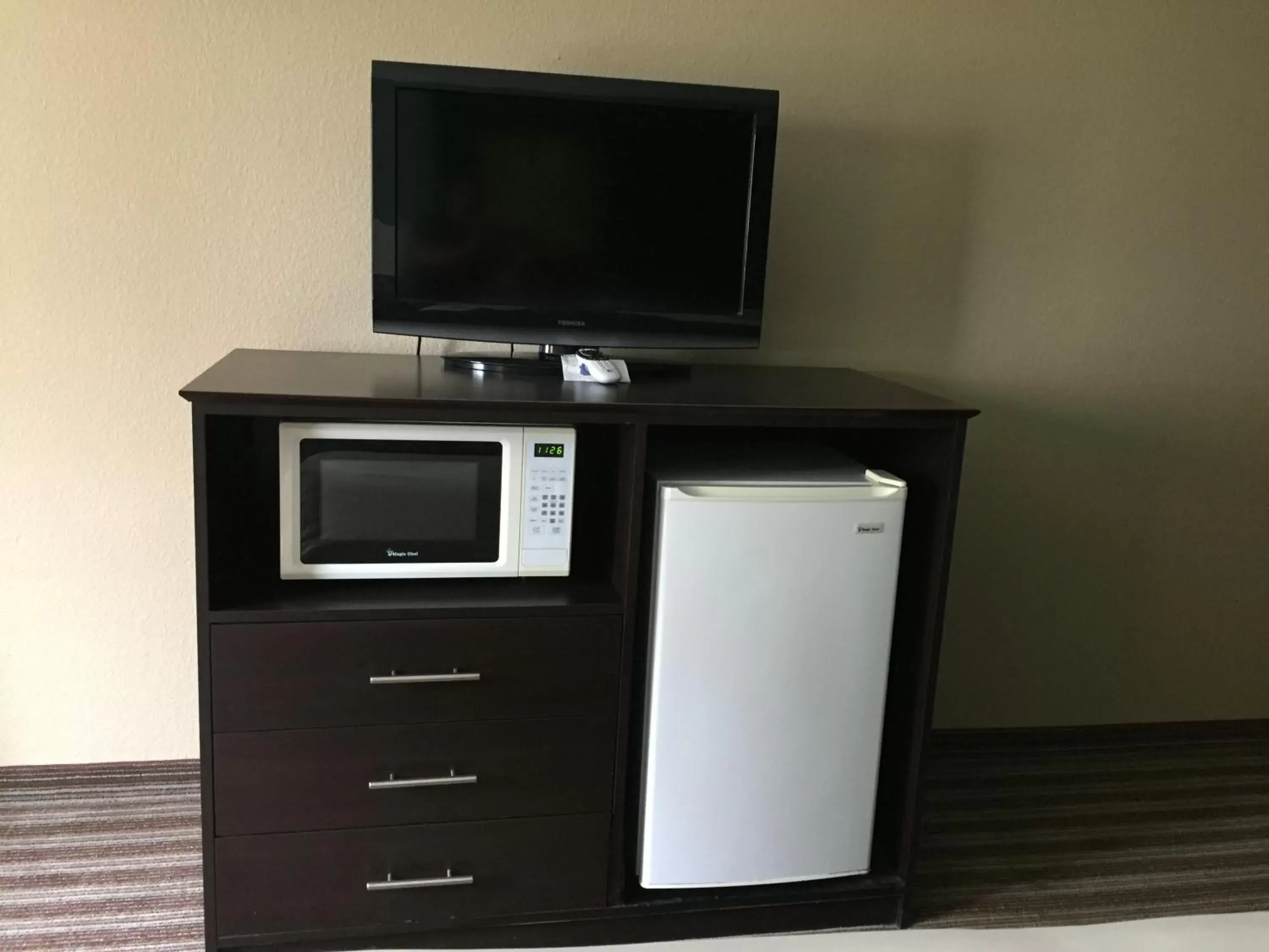 TV/Entertainment Center in Super 8 by Wyndham Brenham TX