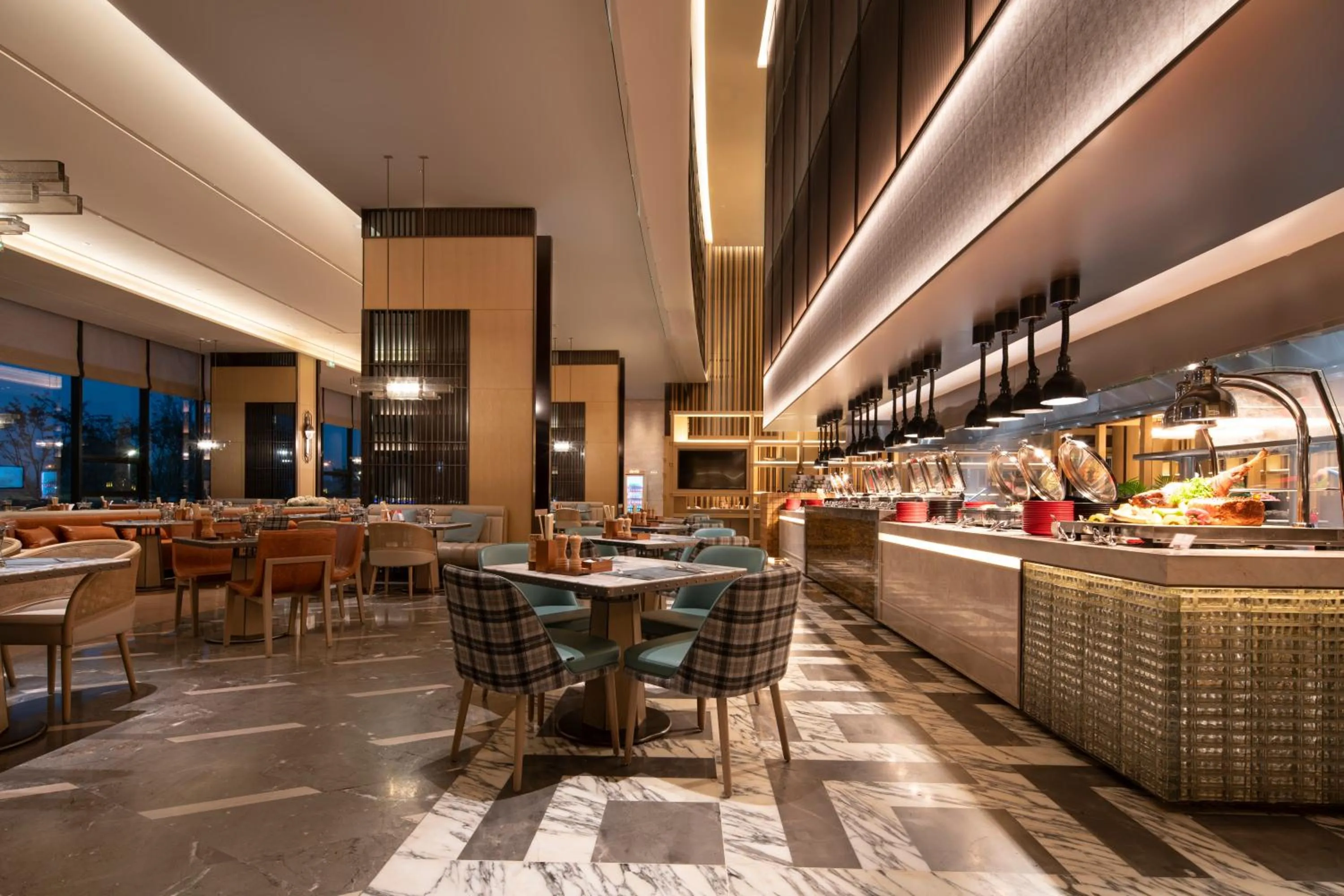 Restaurant/places to eat in HUALUXE Nanjing Yangtze River