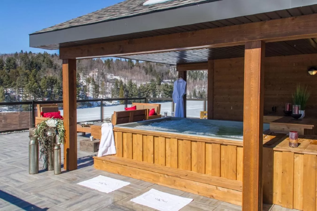 Patio in Le Viking Resort