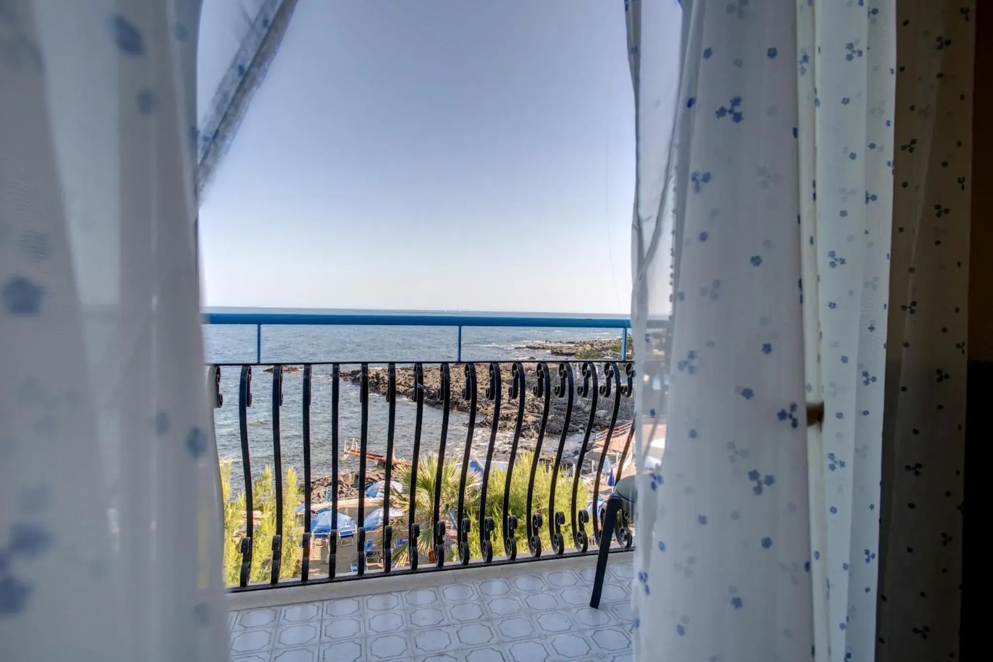 Balcony/Terrace, Sea View in Hotel Nike