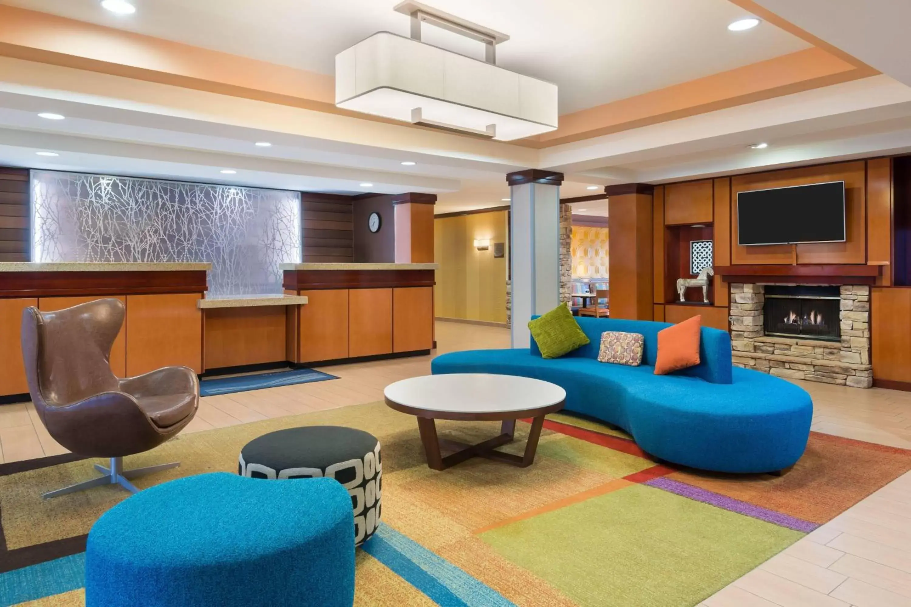 Lobby or reception in Fairfield Inn & Suites by Marriott Springdale