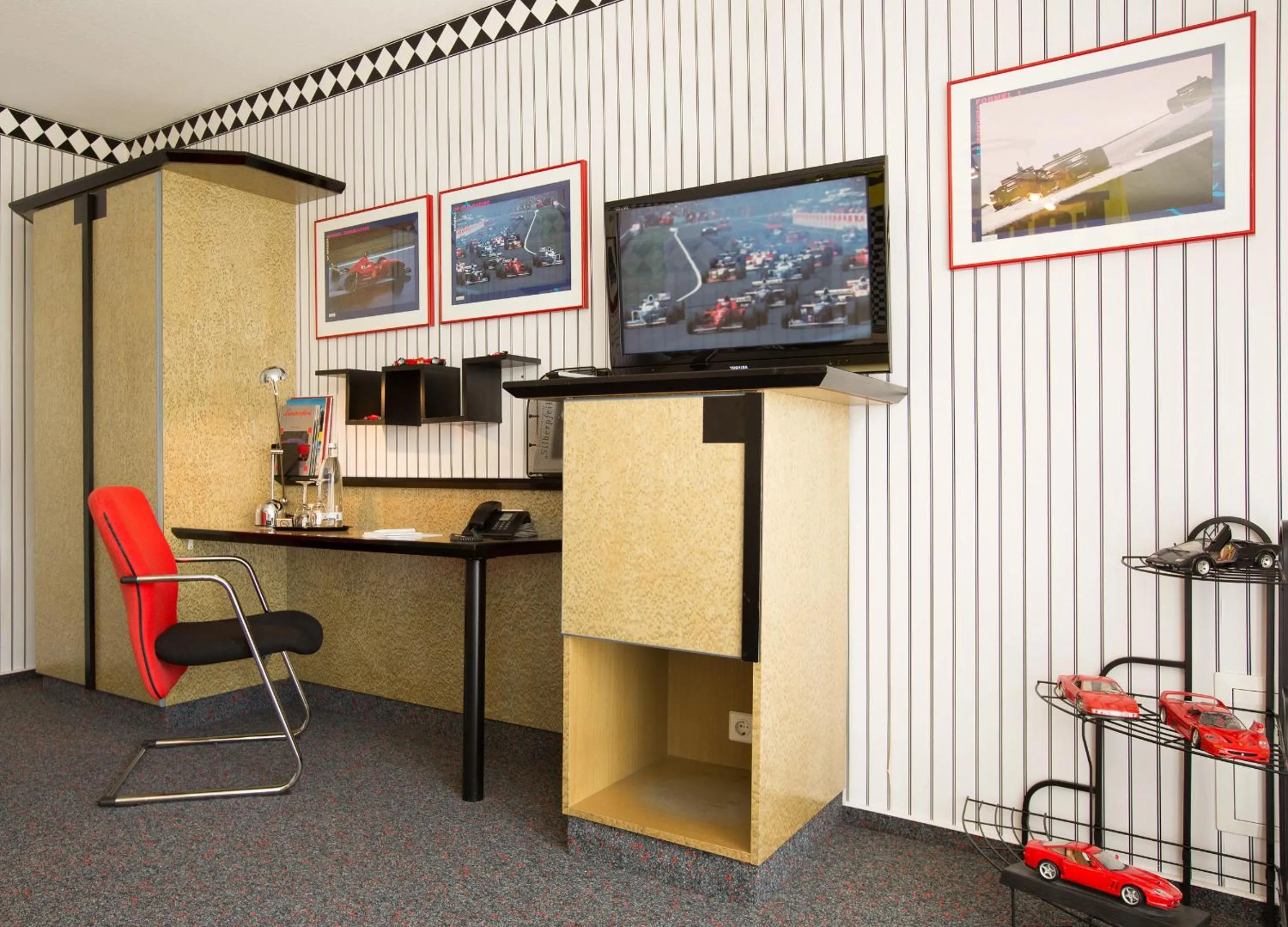 TV and multimedia in Ambient Hotel am Europakanal