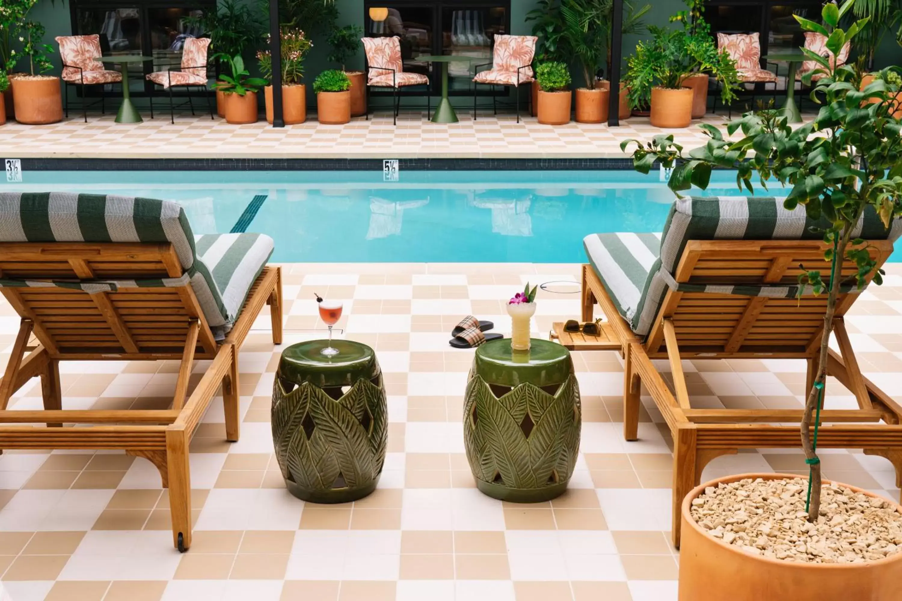 Food and drinks, Swimming Pool in Palihotel Hollywood