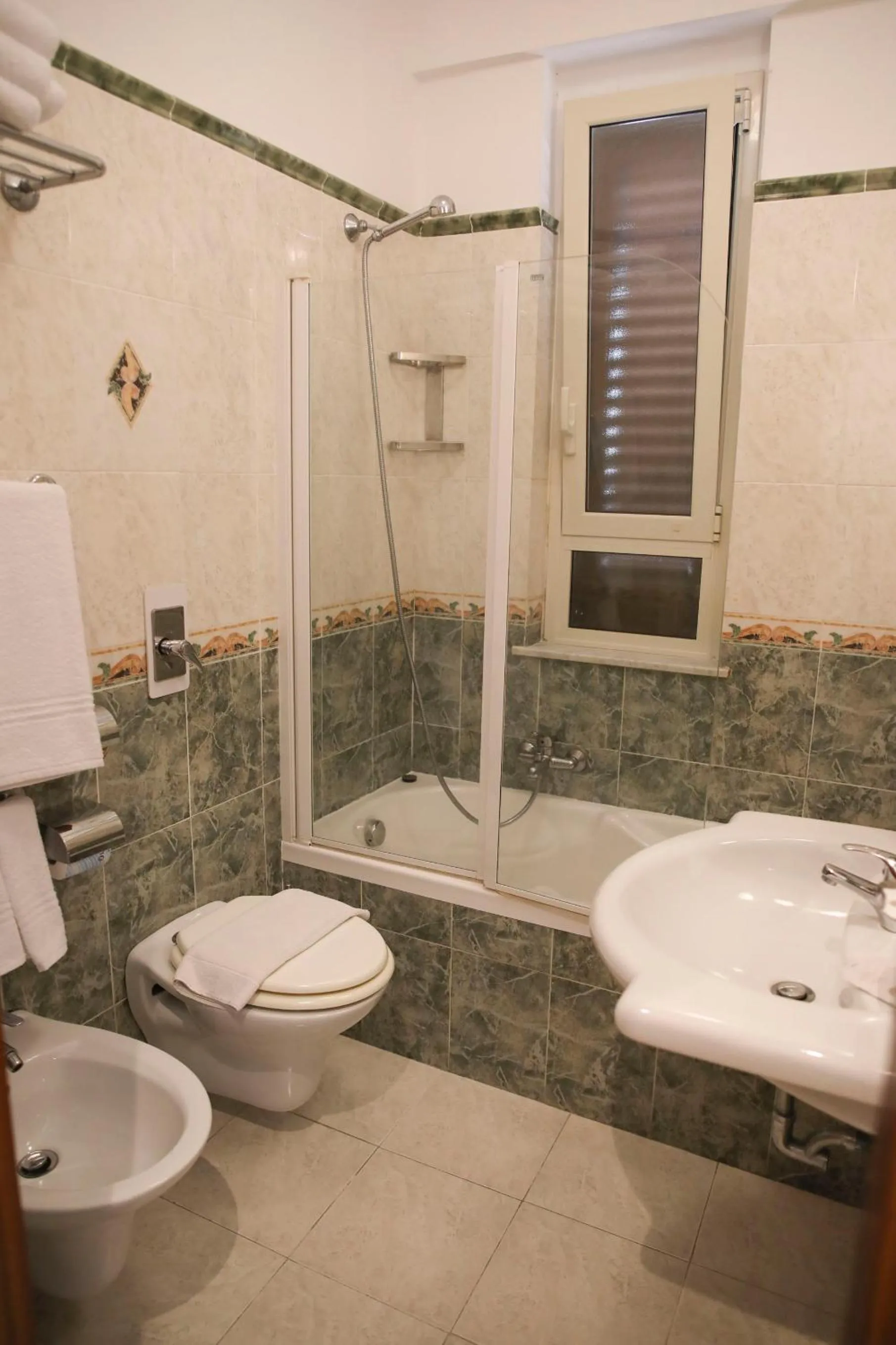 Bathroom in Hotel La Giara