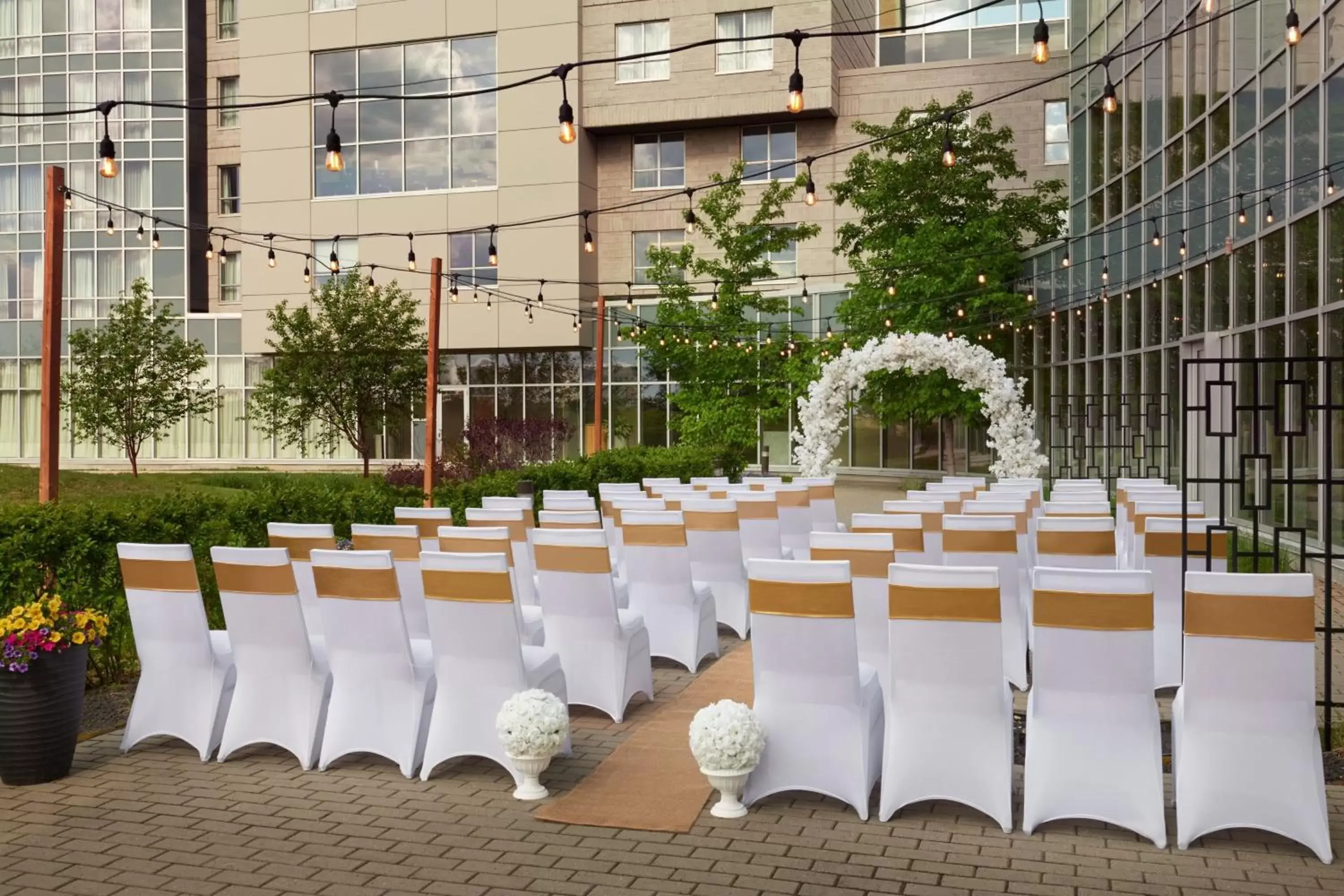 Meeting/conference room, Banquet Facilities in Courtyard by Marriott Calgary Airport