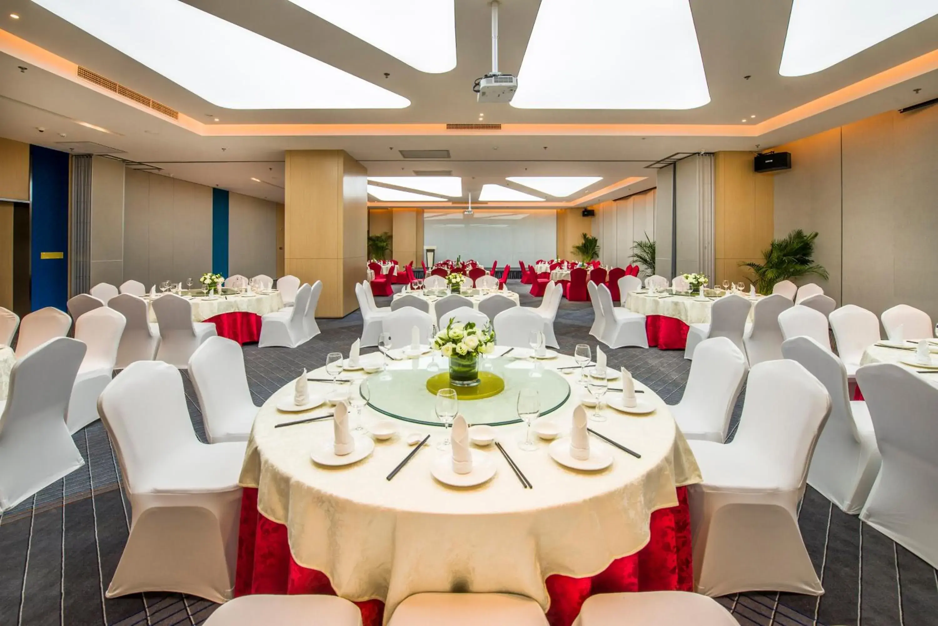 Banquet/Function facilities, Banquet Facilities in Holiday Inn Express Foshan Beijiao, an IHG Hotel