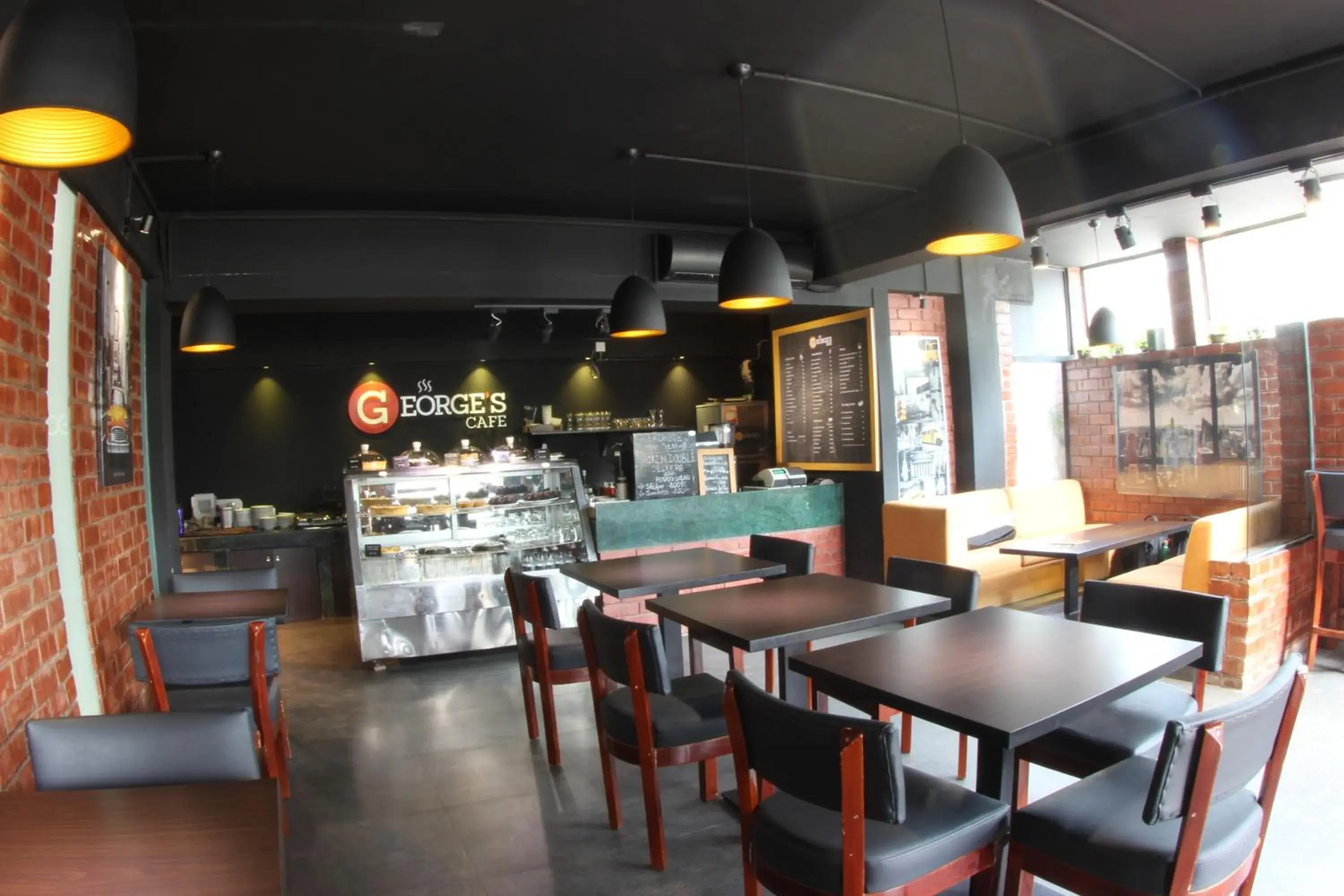 Restaurant/places to eat in Richmond Hotel & Suites Restaurant/places to eat in Richmond Hotel & Suites