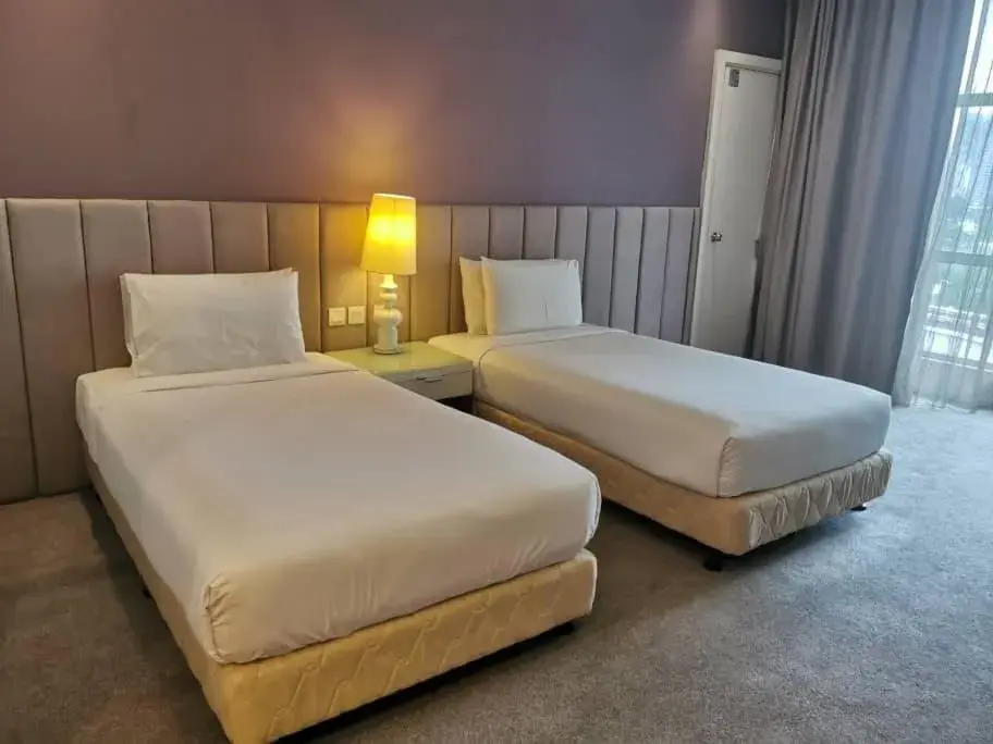 Bed in Silka Cheras Kuala Lumpur