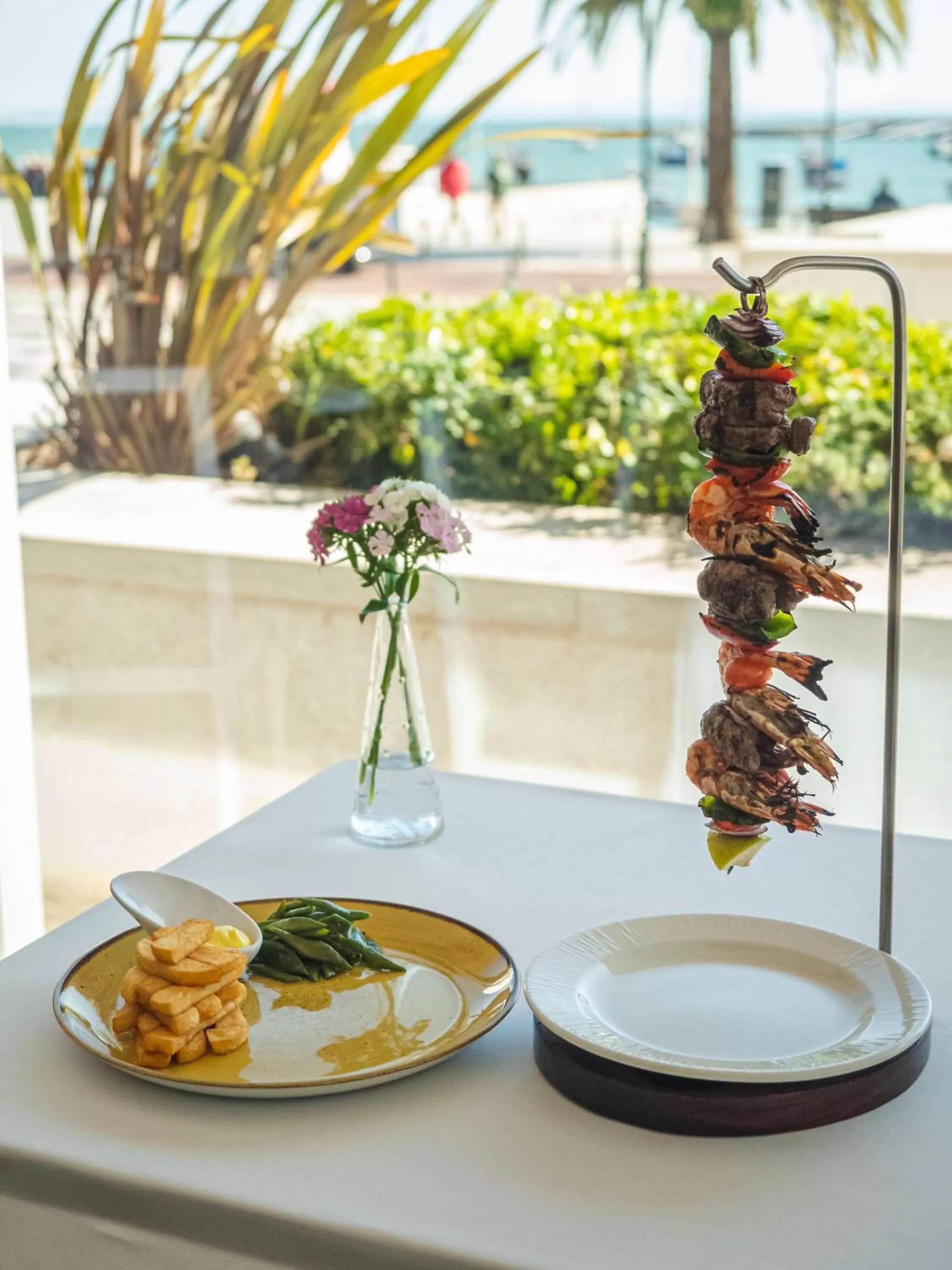 Food and drinks in Hotel Baia