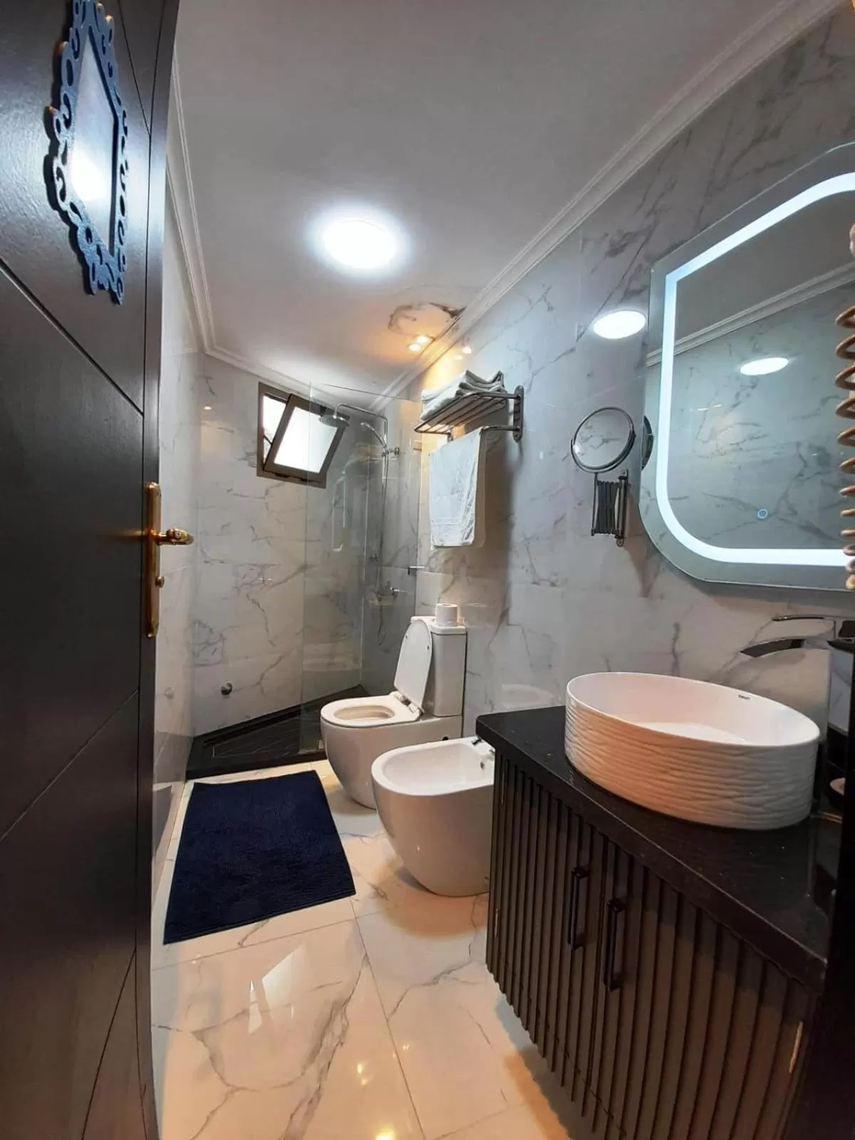 Bathroom in Balcon Bleu