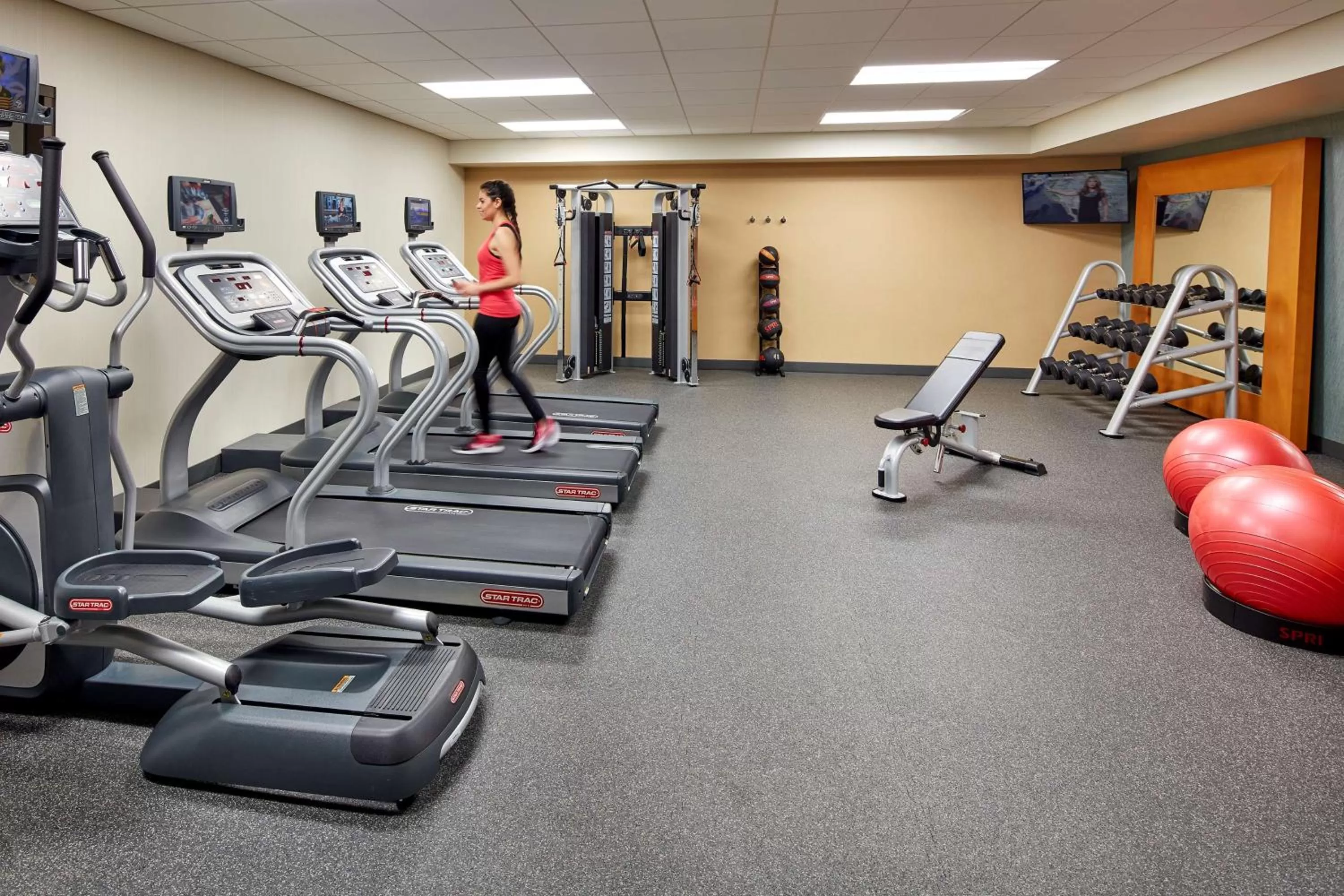 Fitness centre/facilities in Homewood Suites by Hilton San Diego Mission Valley/Zoo