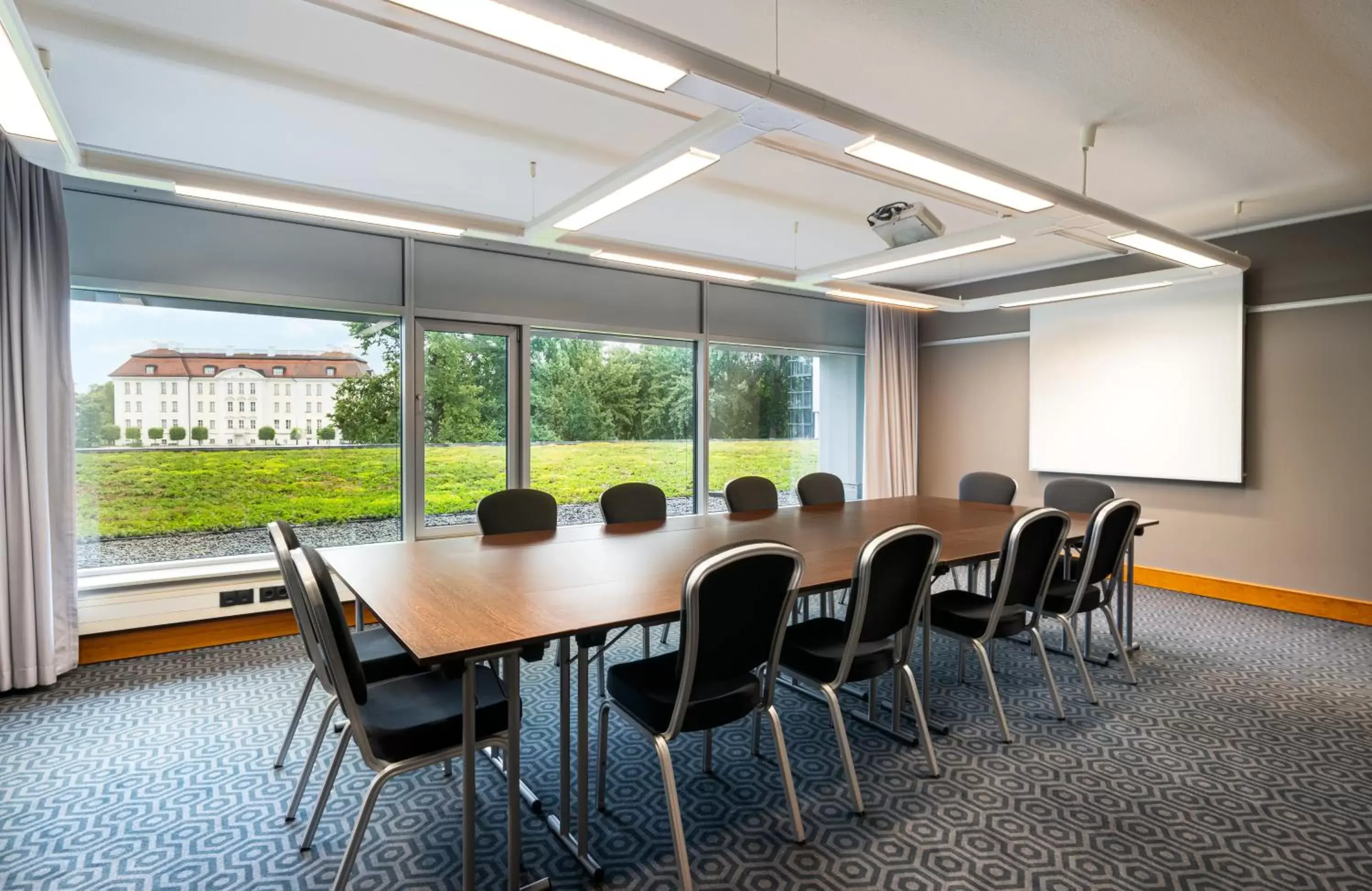 Meeting/conference room in HOTEL BERLIN KÖPENICK by Leonardo Hotels