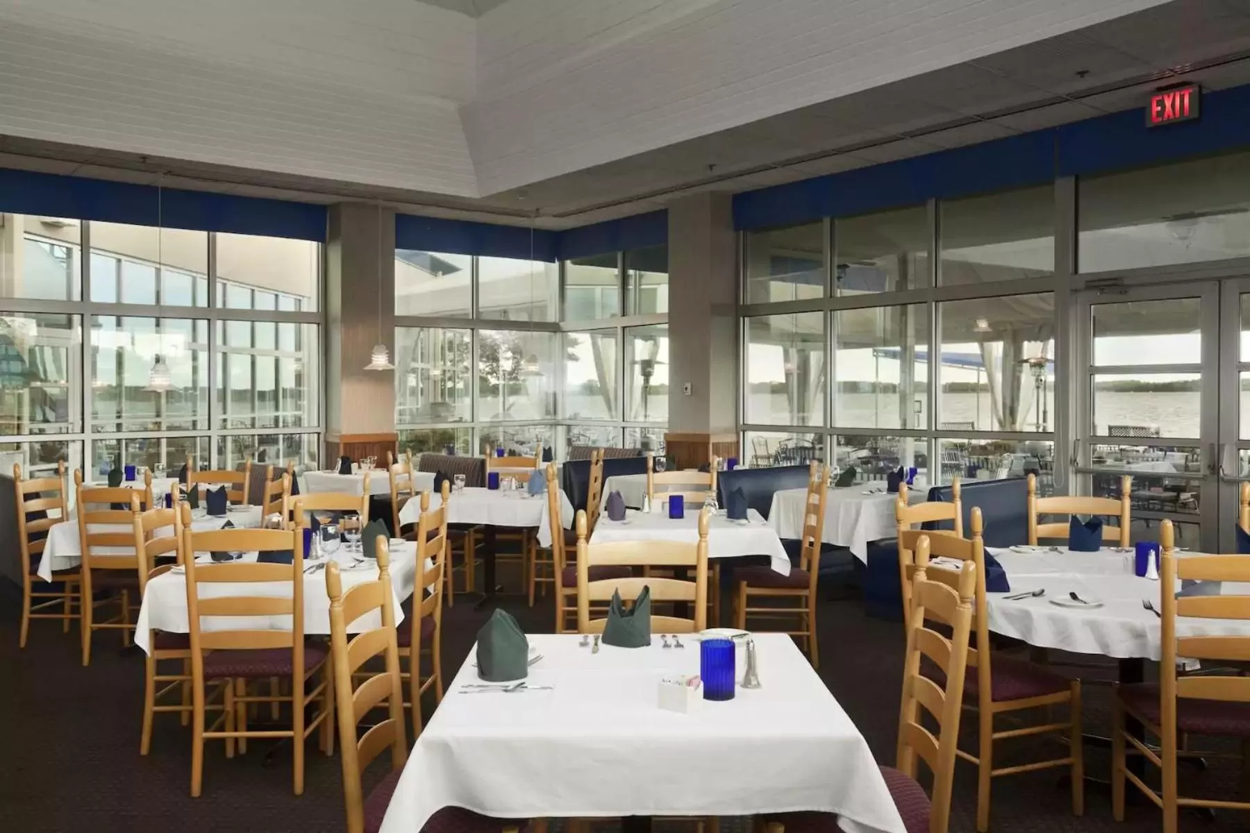 Restaurant/places to eat in 41 Lakefront Hotel, Trademark Collection by Wyndham