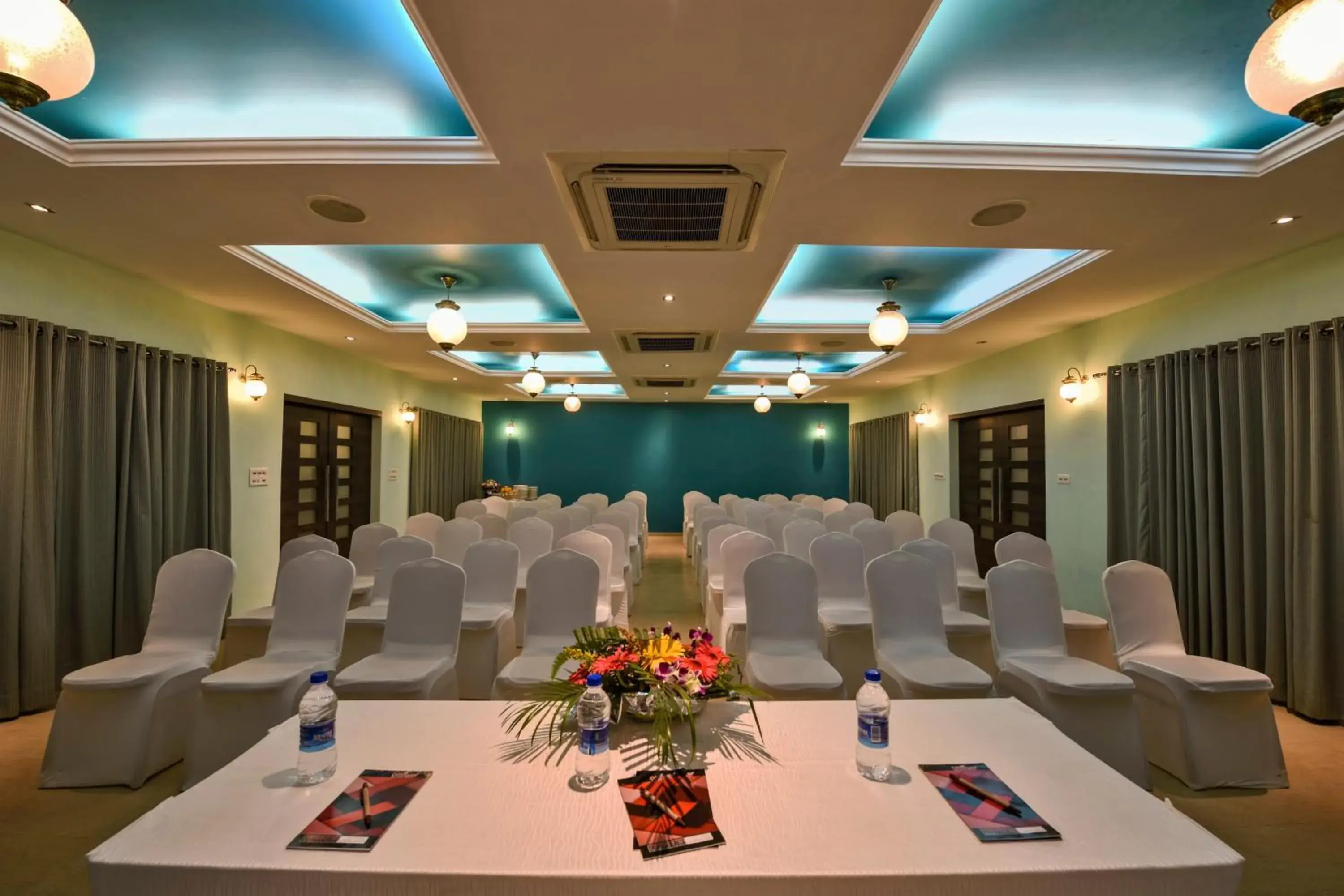 Banquet/Function facilities in The Fern Samali Resort