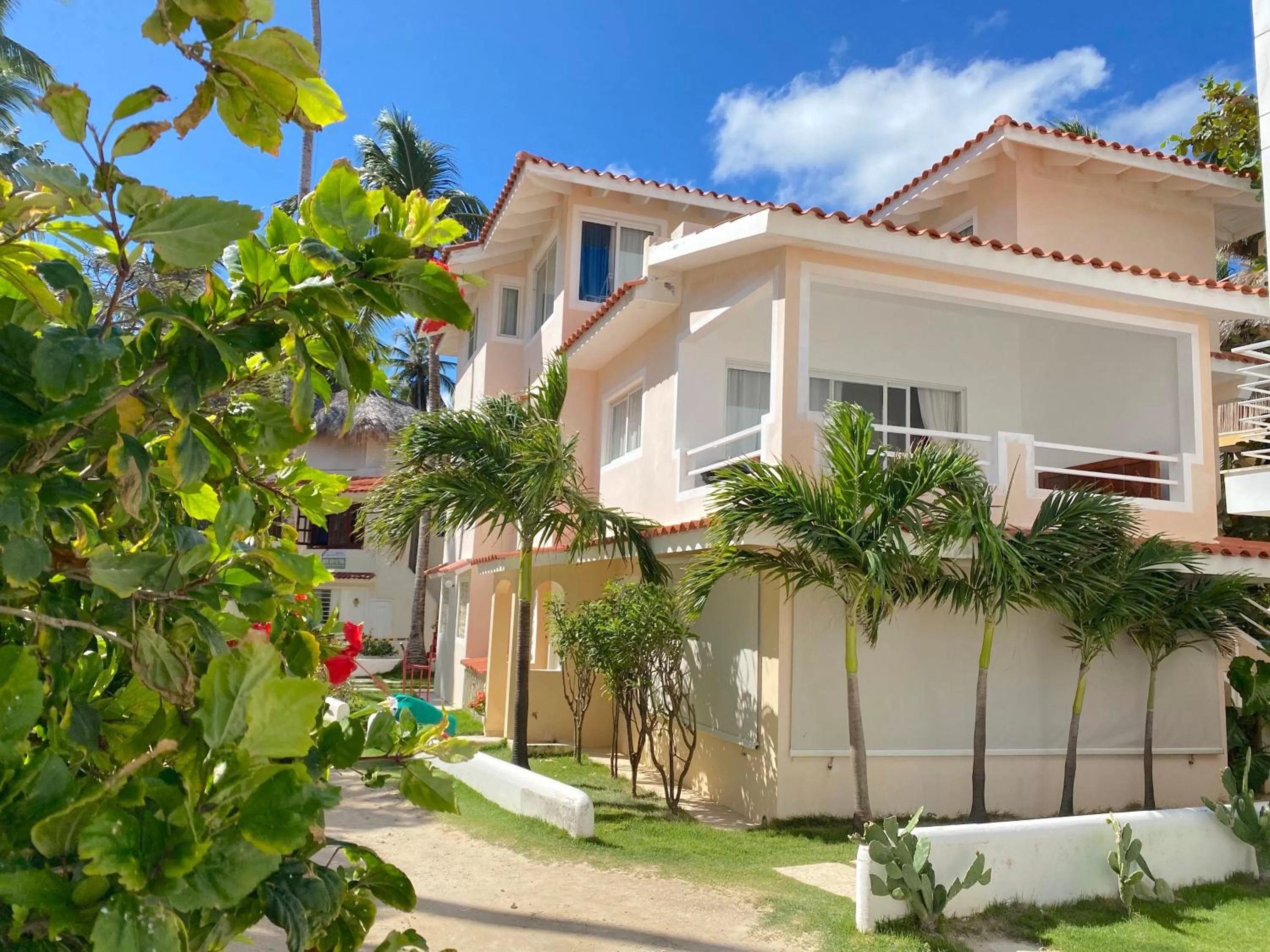 Property Building in TROPICAL VILLAGE playa LOS CORALES