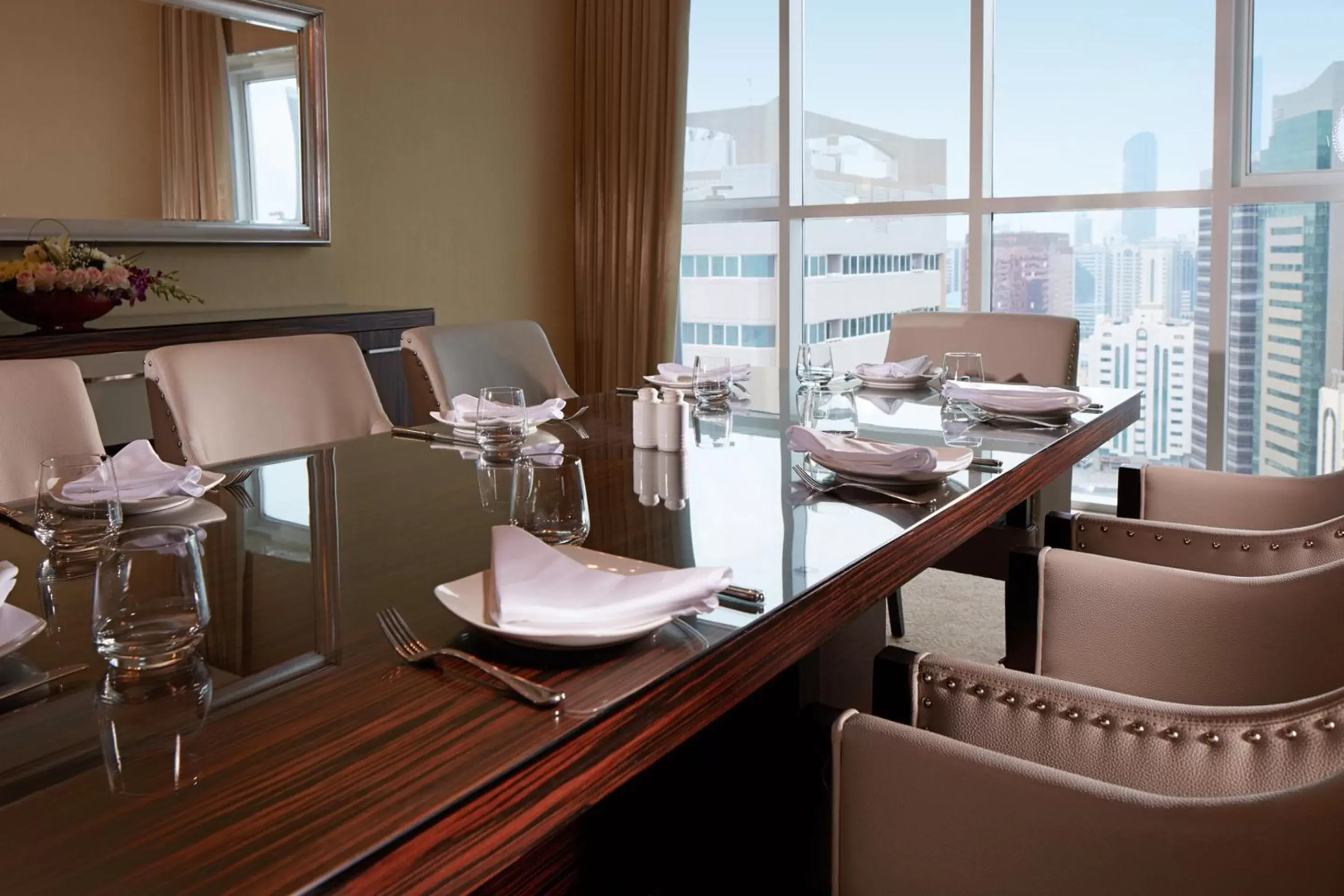 Dining area, Restaurant/Places to Eat in Jannah Burj Al Sarab