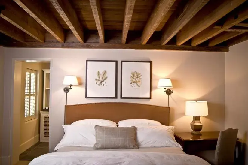 Bedroom in Dunleith Historic Inn