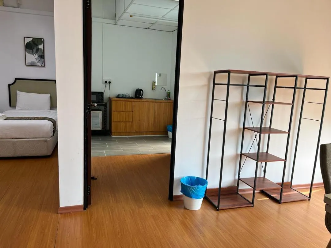 wardrobe, Bed in Potpourri Boutique Hotel