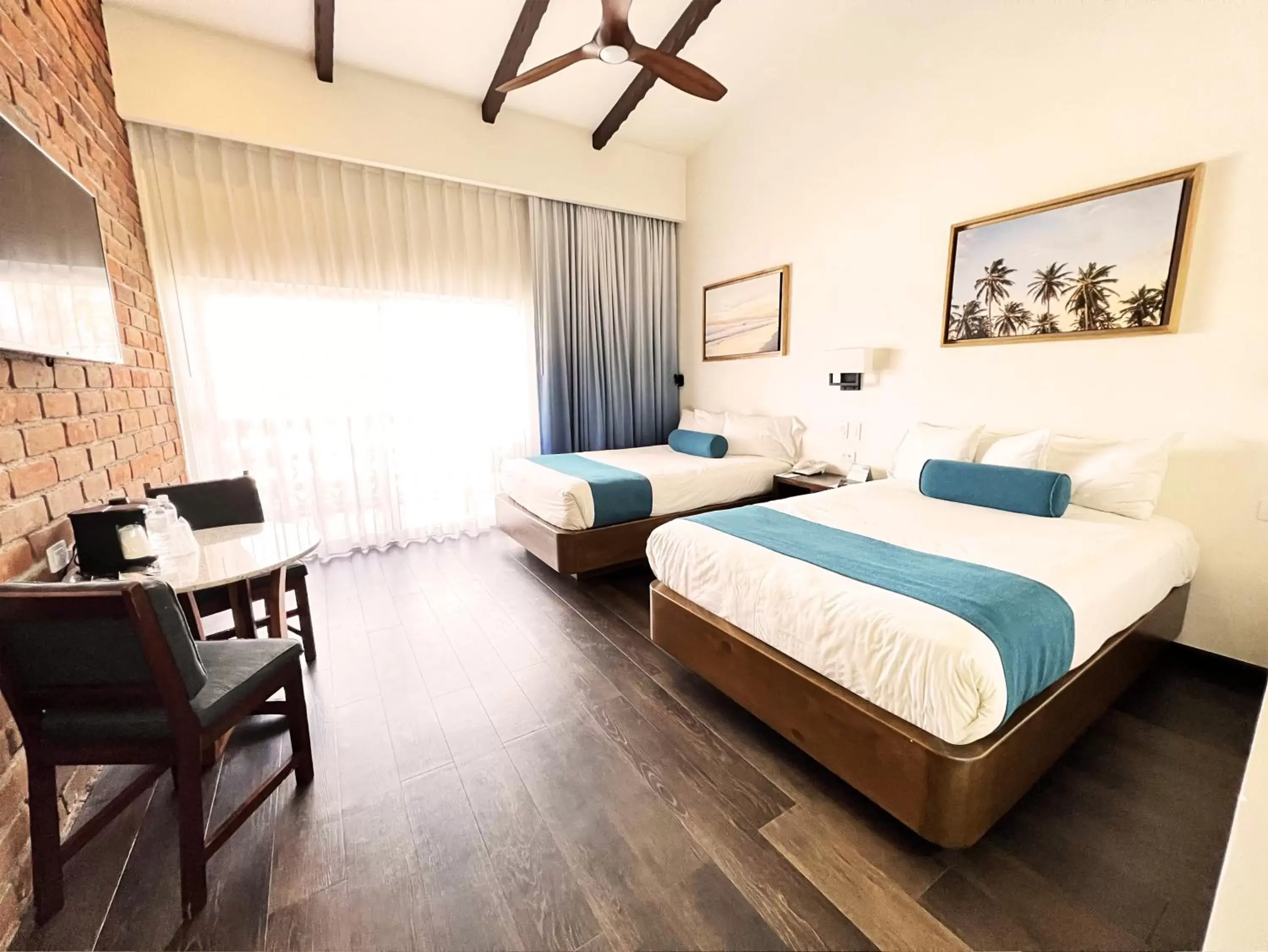 Photo of the whole room, Bed in San Nicolas Hotel Casino Photo of the whole room, Bed in San Nicolas Hotel Casino