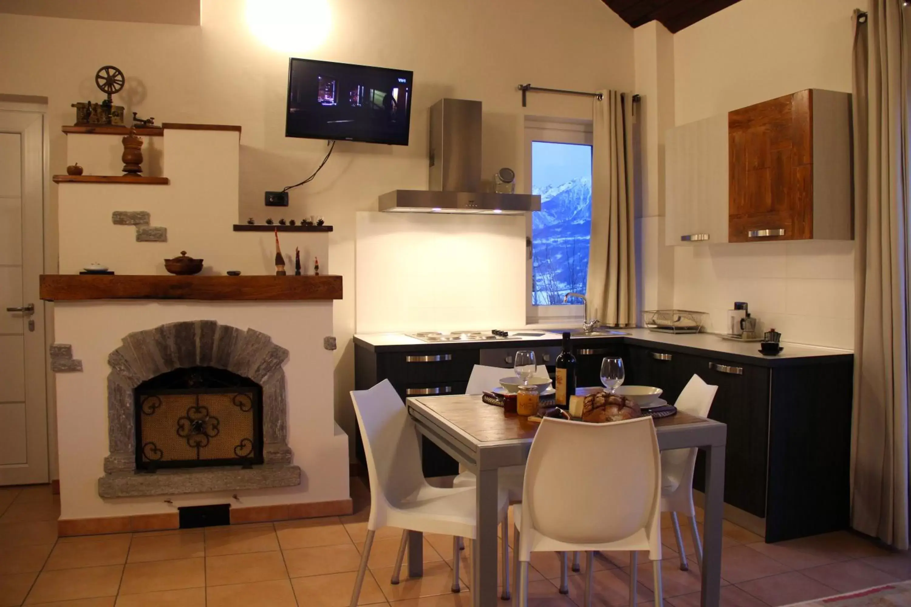 Photo of the whole room, Dining Area in Case Appartamenti Vacanze Da Cien