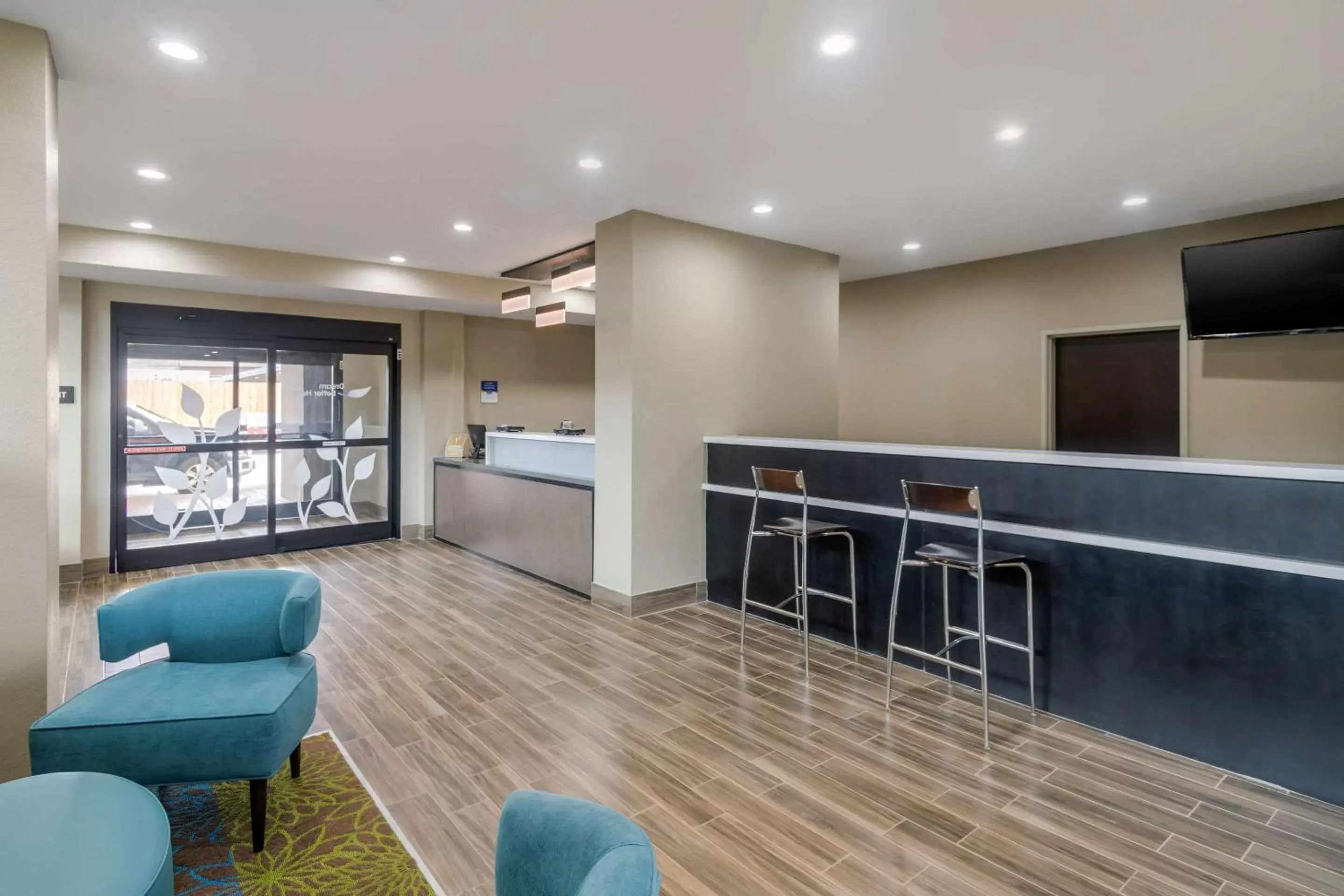 Lobby or reception in MainStay Suites Bricktown - near Medical Center