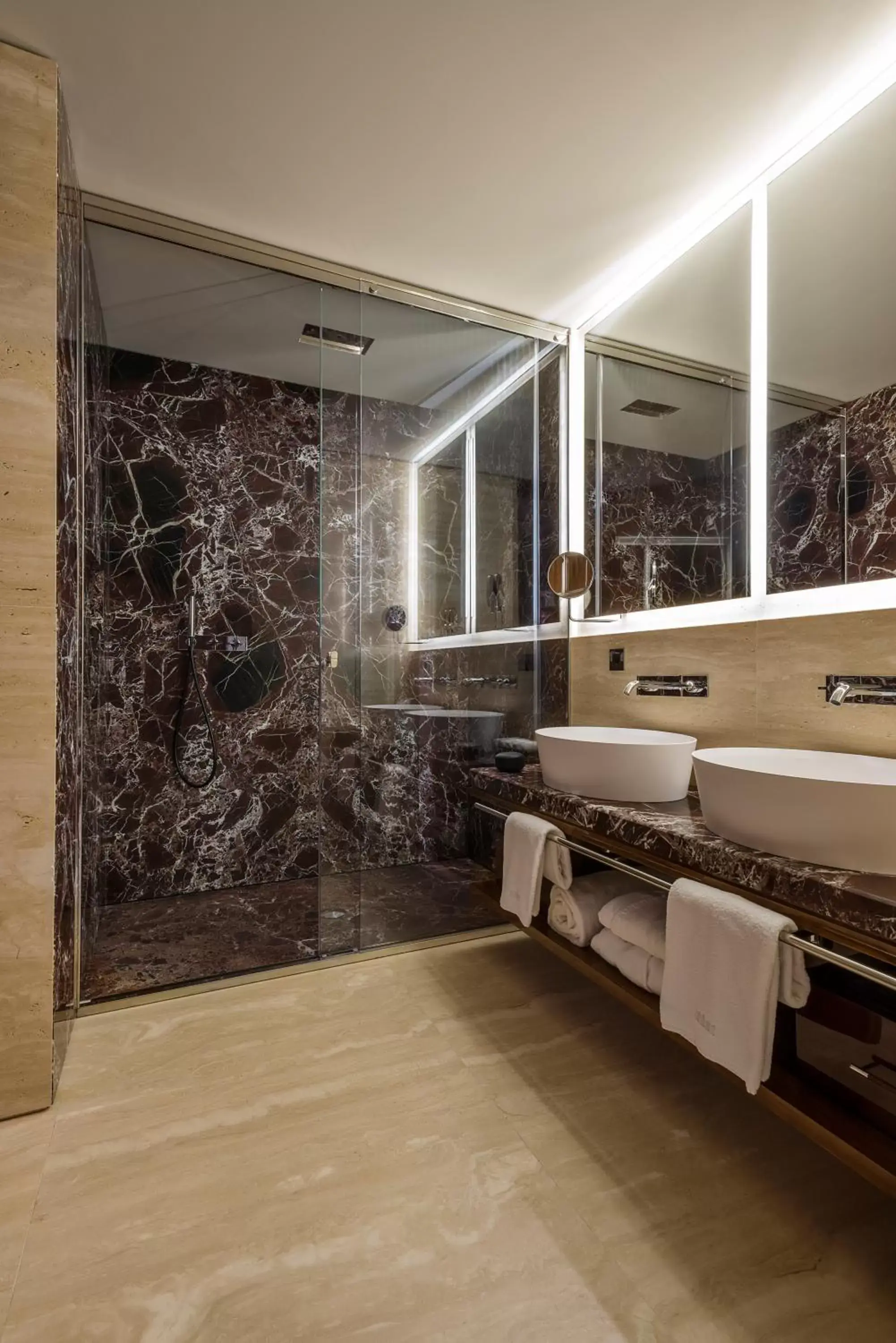 Bathroom in Fendi Private Suites - Small Luxury Hotels of the World