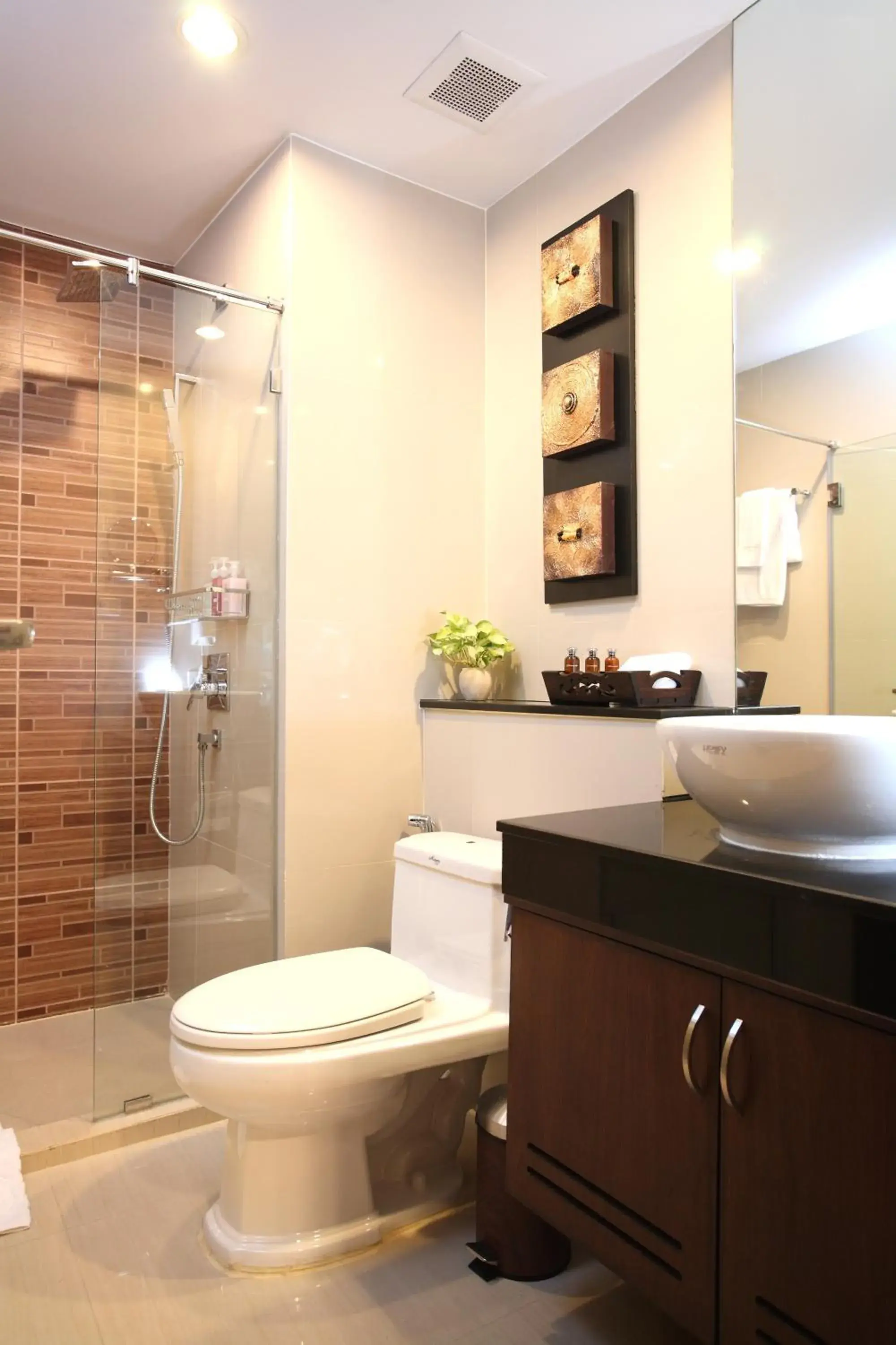 Bathroom in Amaranta Hotel - SHA Plus