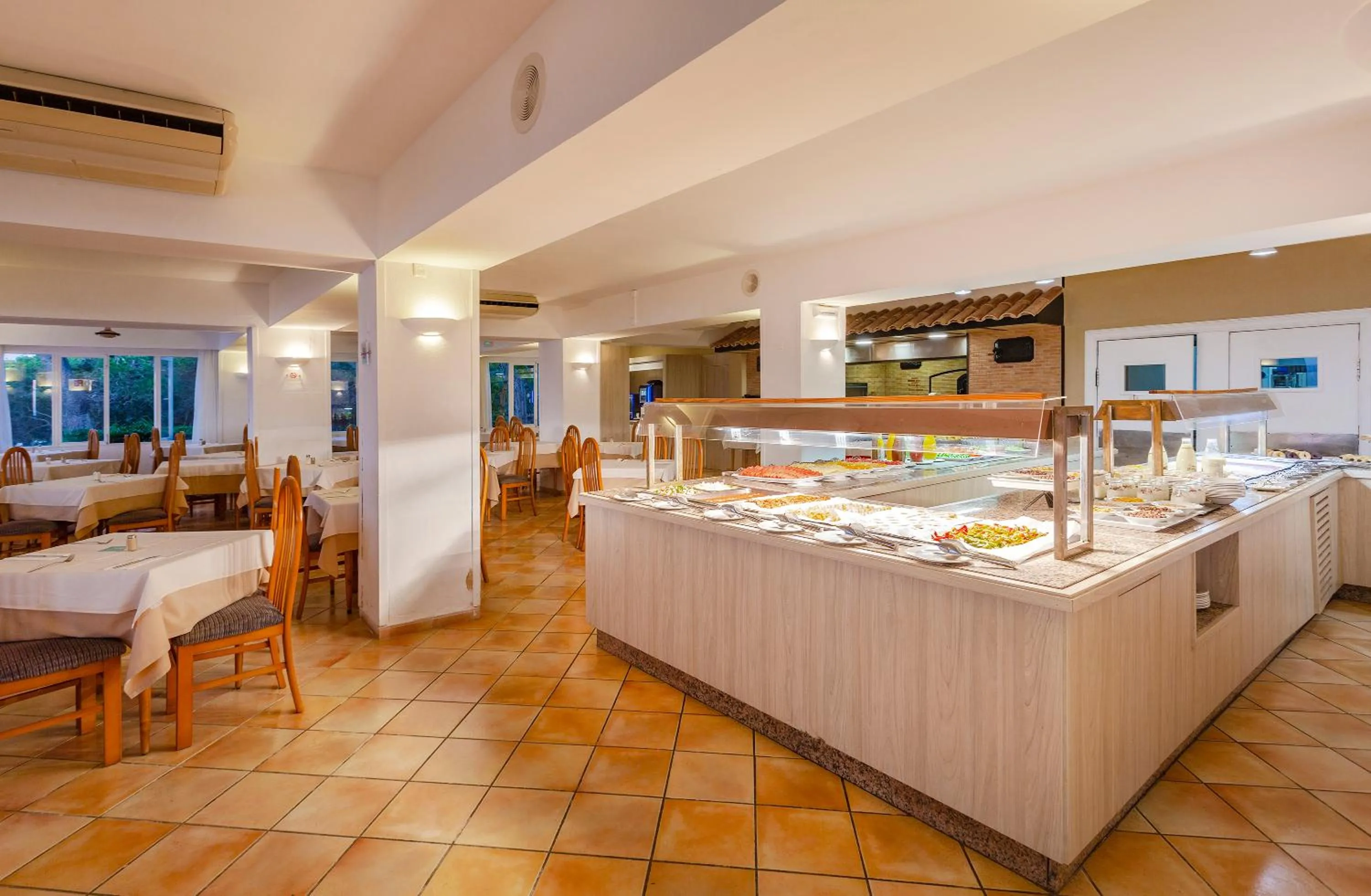Restaurant/places to eat in JS Cape Colom - Adults Only