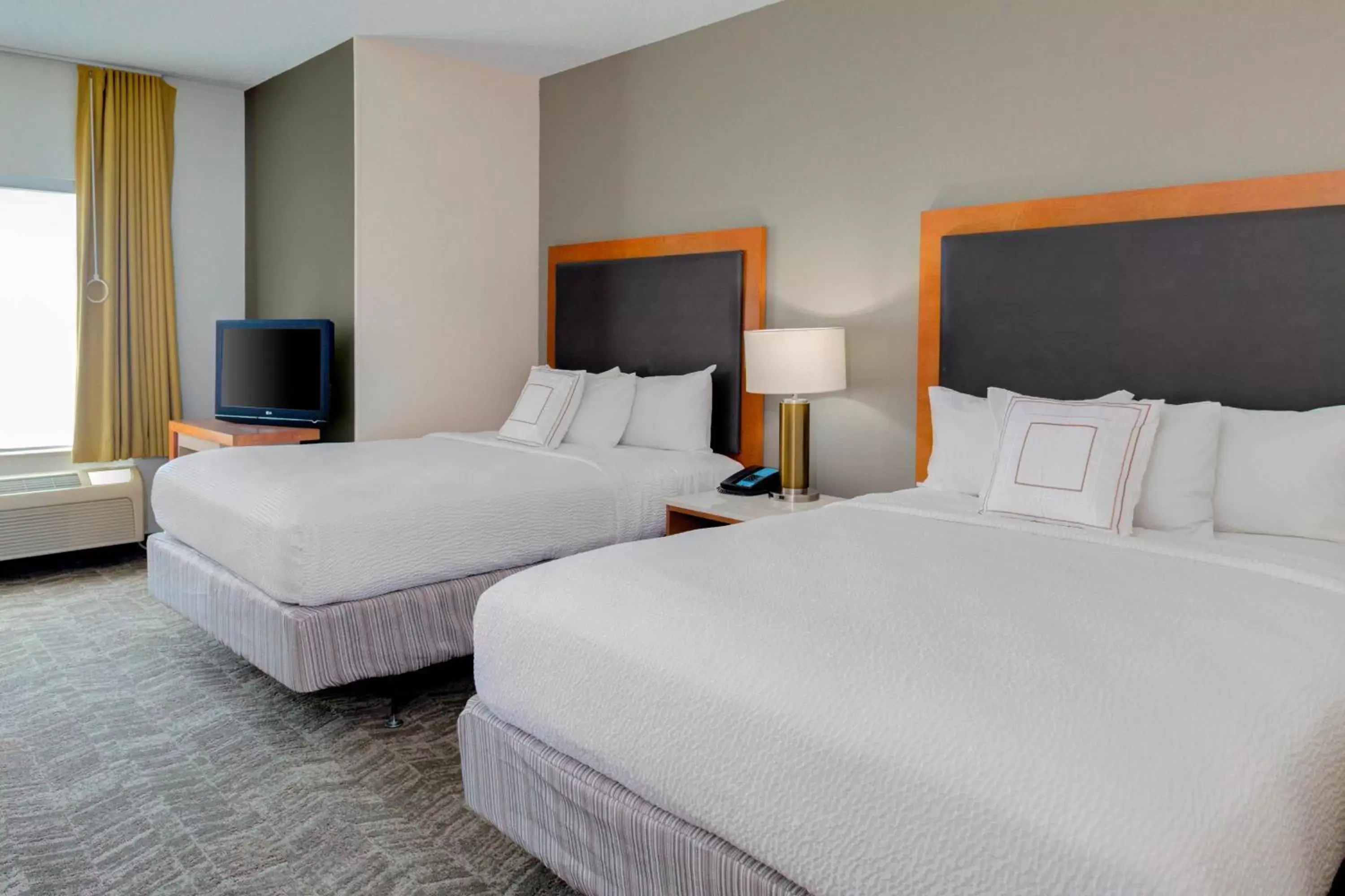 Photo of the whole room, Bed in SpringHill Suites by Marriott Memphis East Galleria