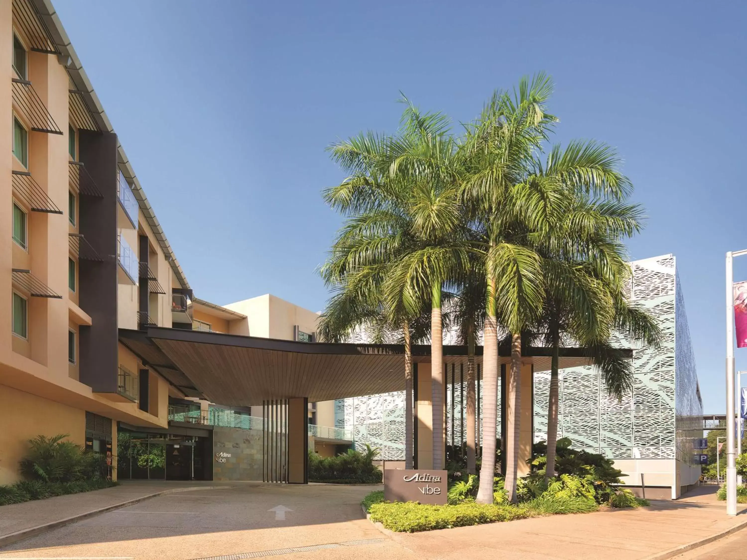 Property Building in Vibe Hotel Darwin Waterfront