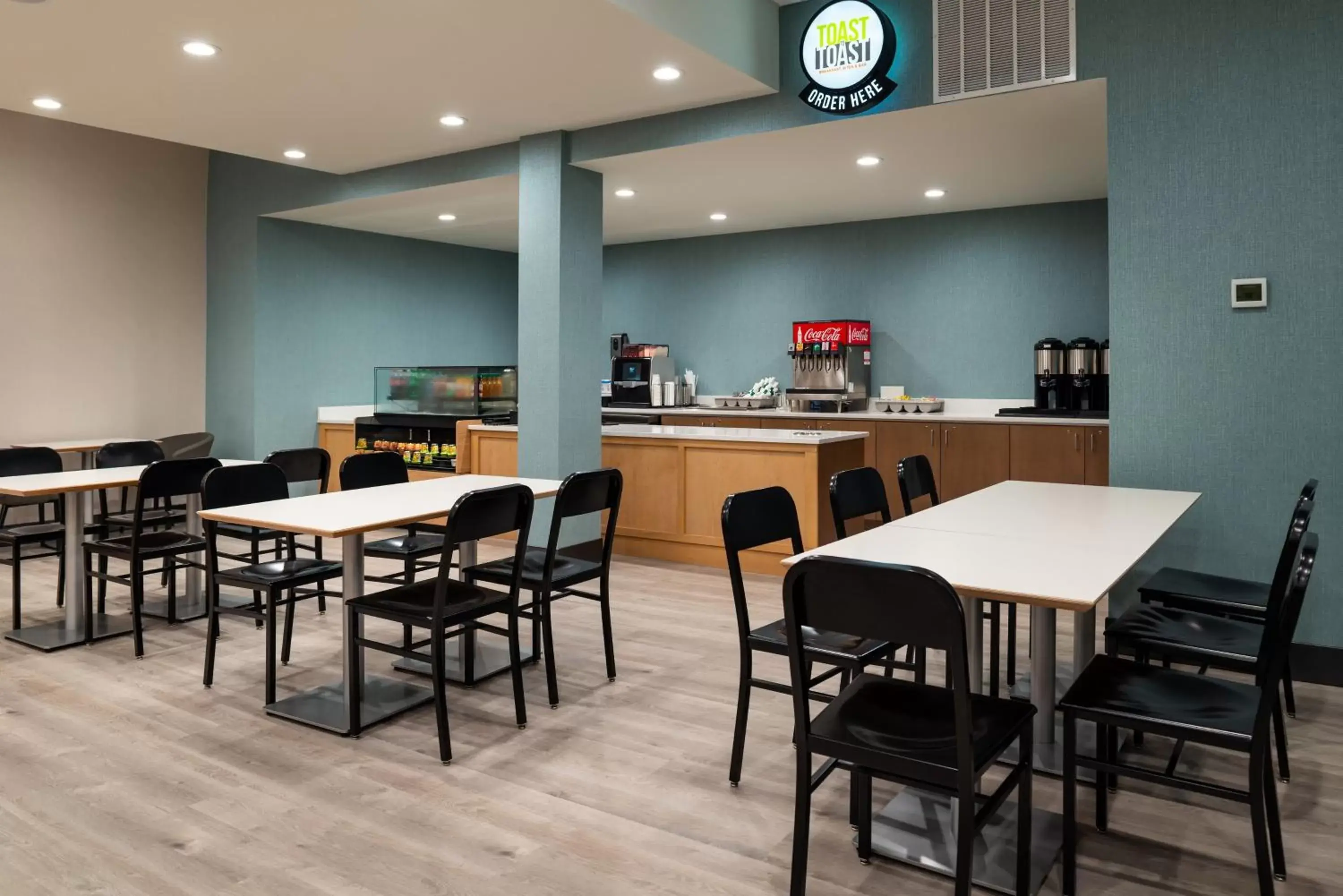 Restaurant/Places to Eat in Holiday Inn & Suites Orlando - International Dr S, an IHG Hotel