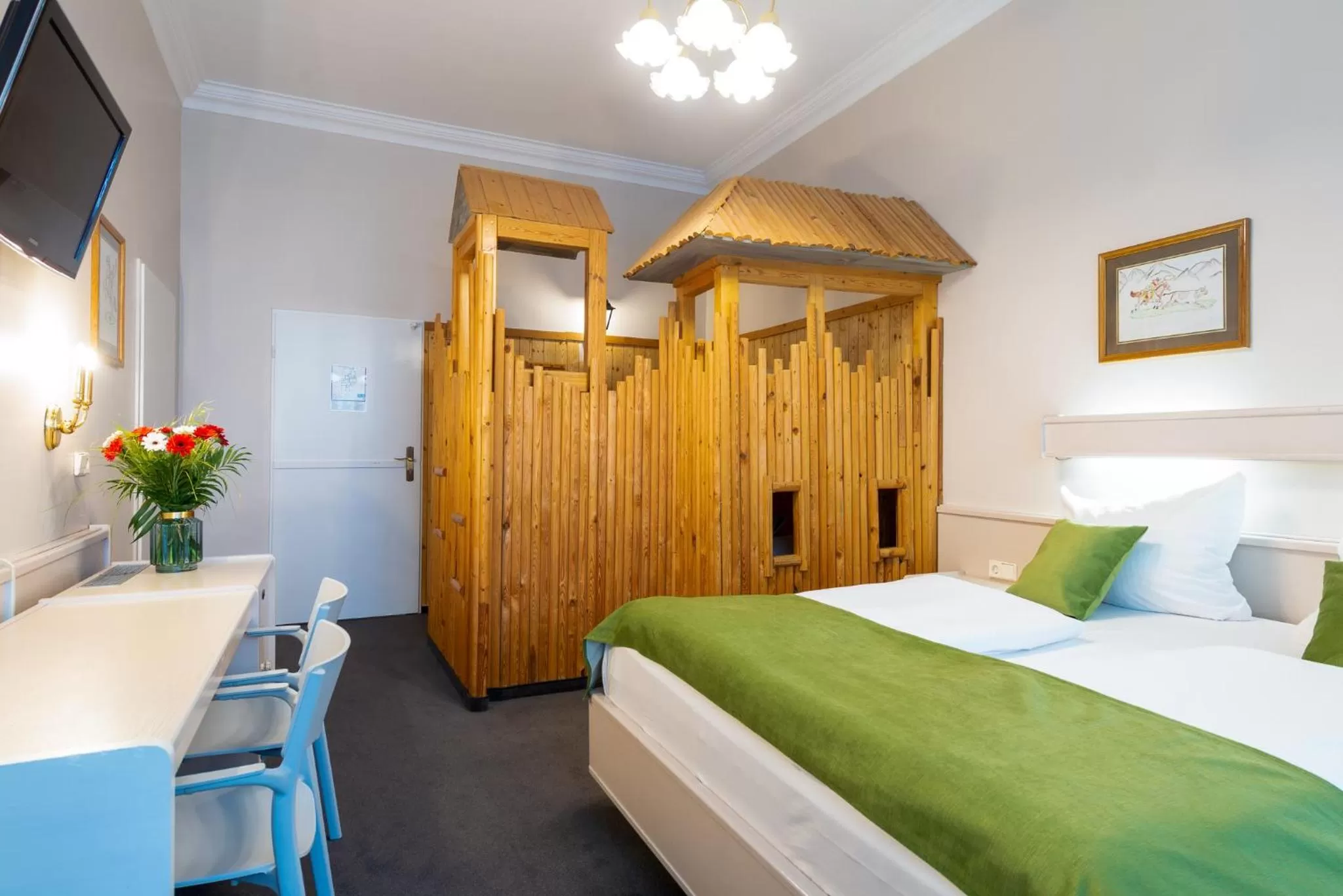 Photo of the whole room, Bed in W22 Hotel am Kurfürstendamm