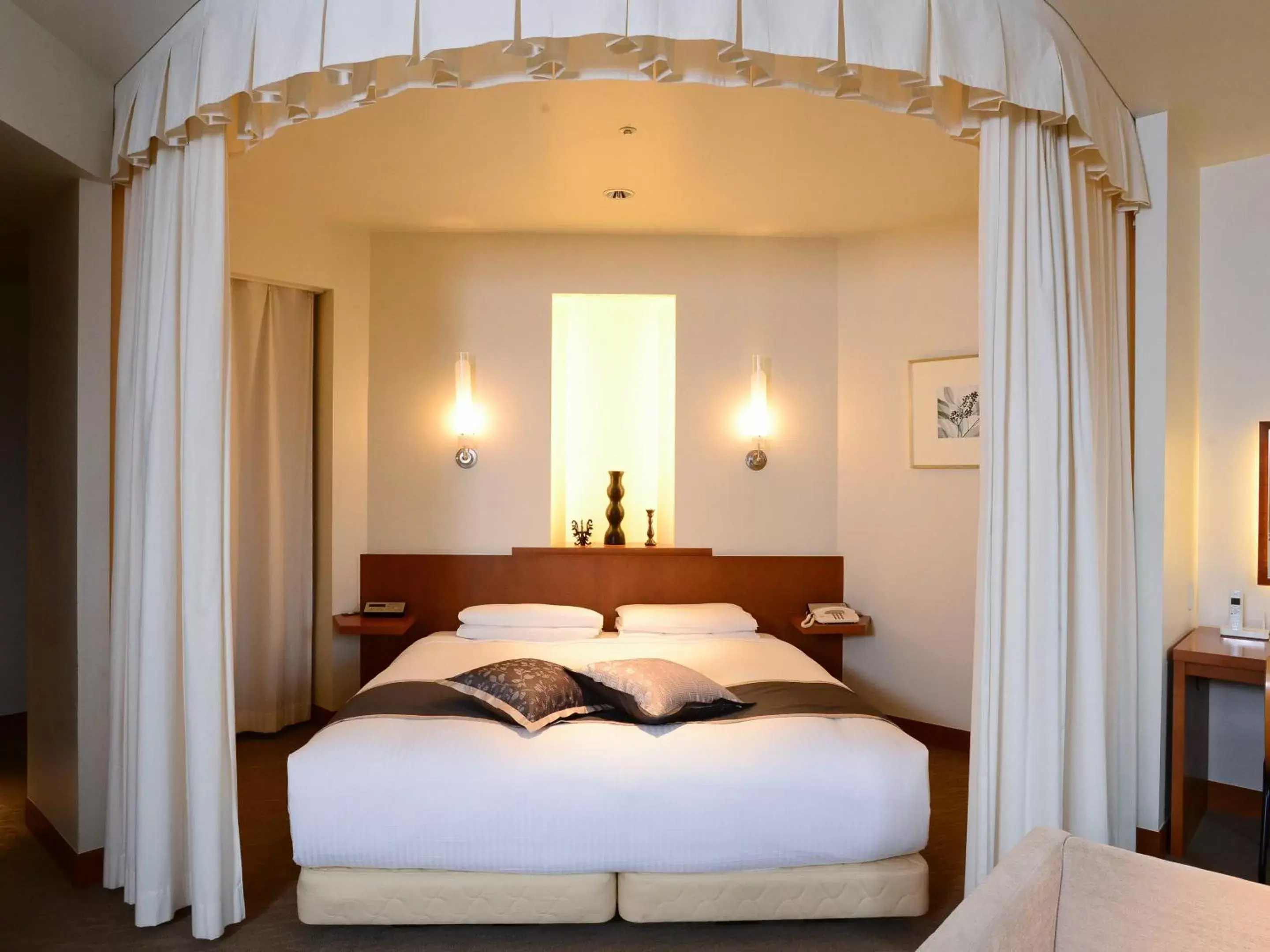 Bed in Sapporo Park Hotel