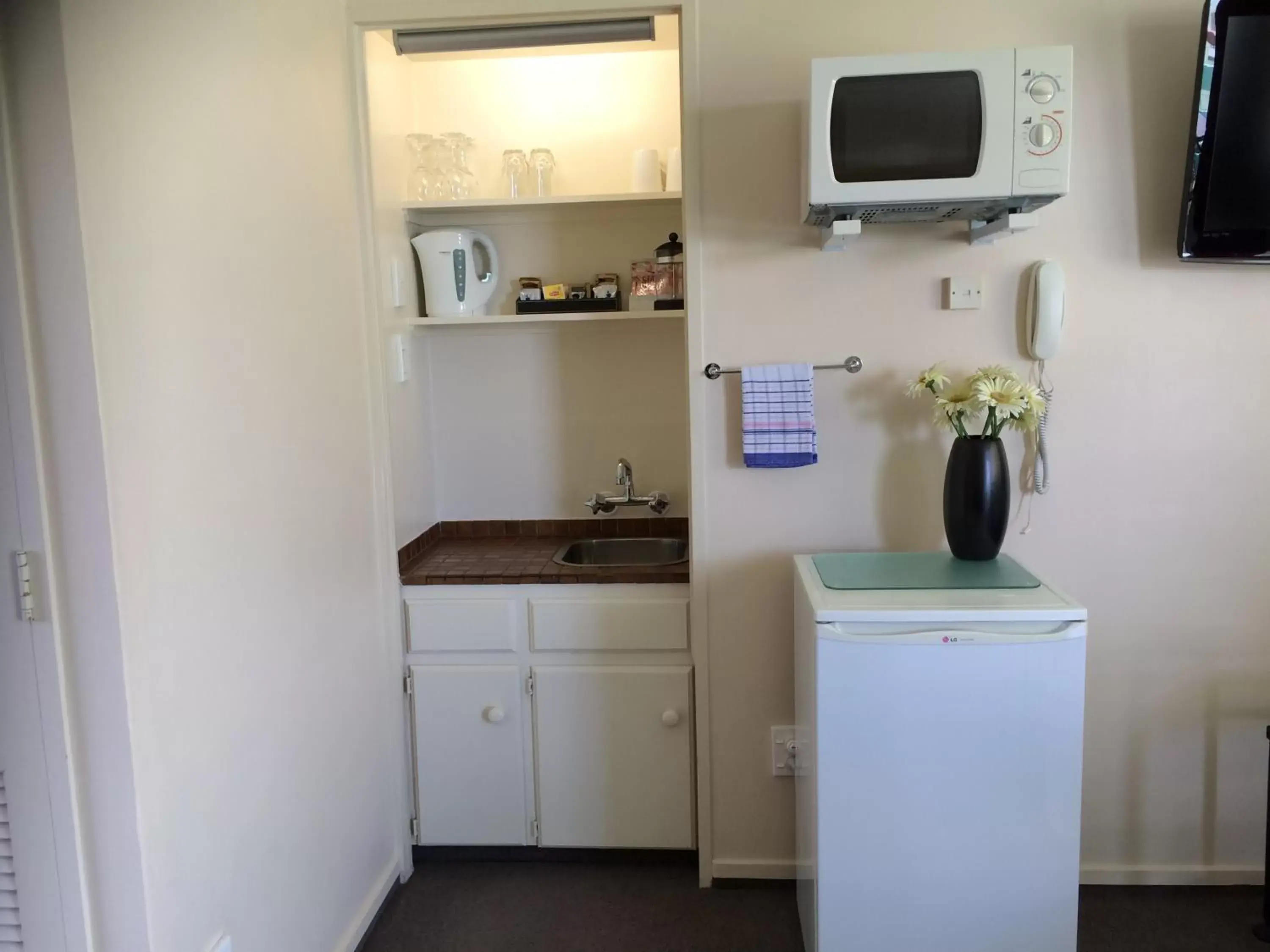 Executive Apartment in Kapiti Gateway Motel