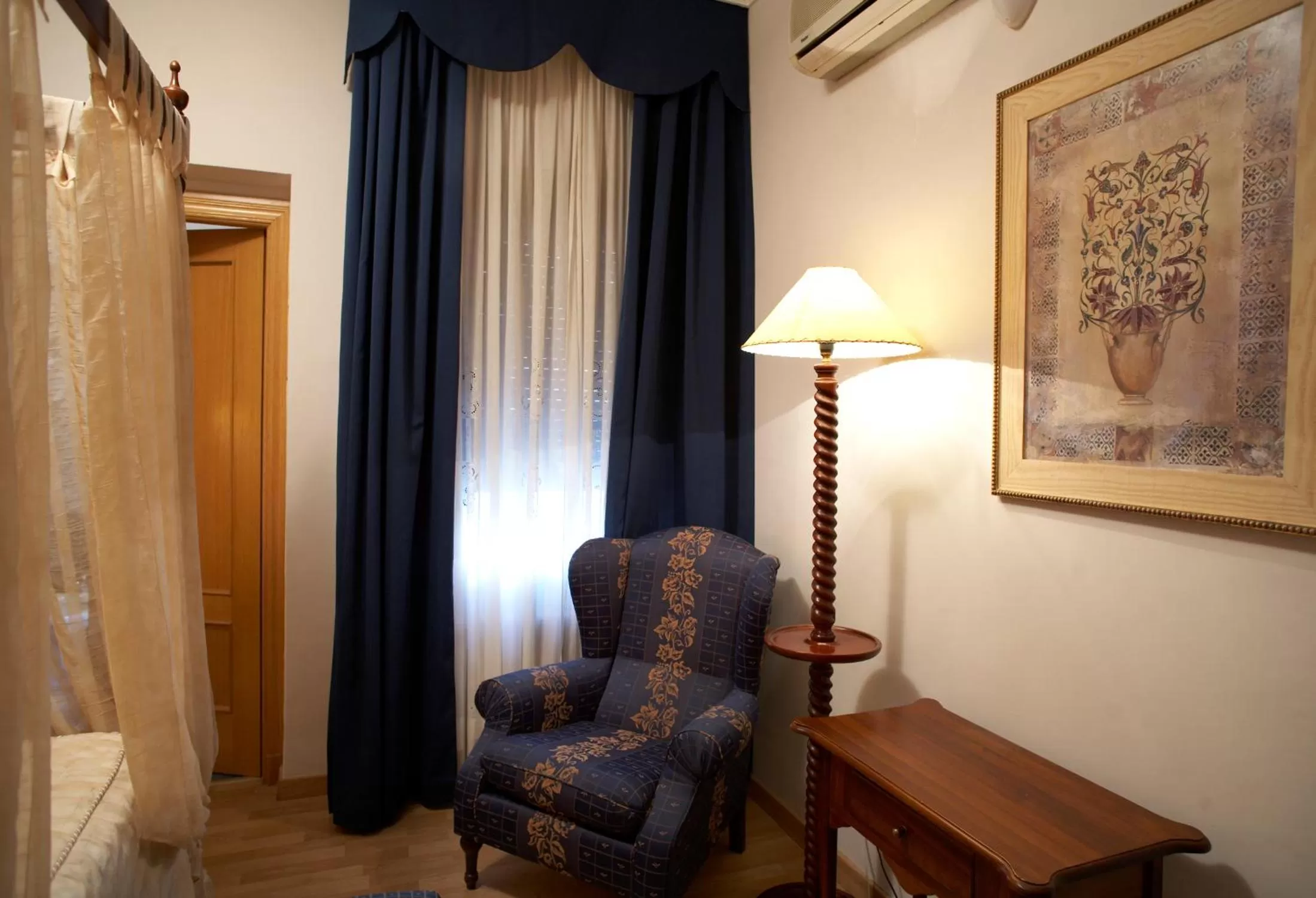 Seating area in Hotel Juanito