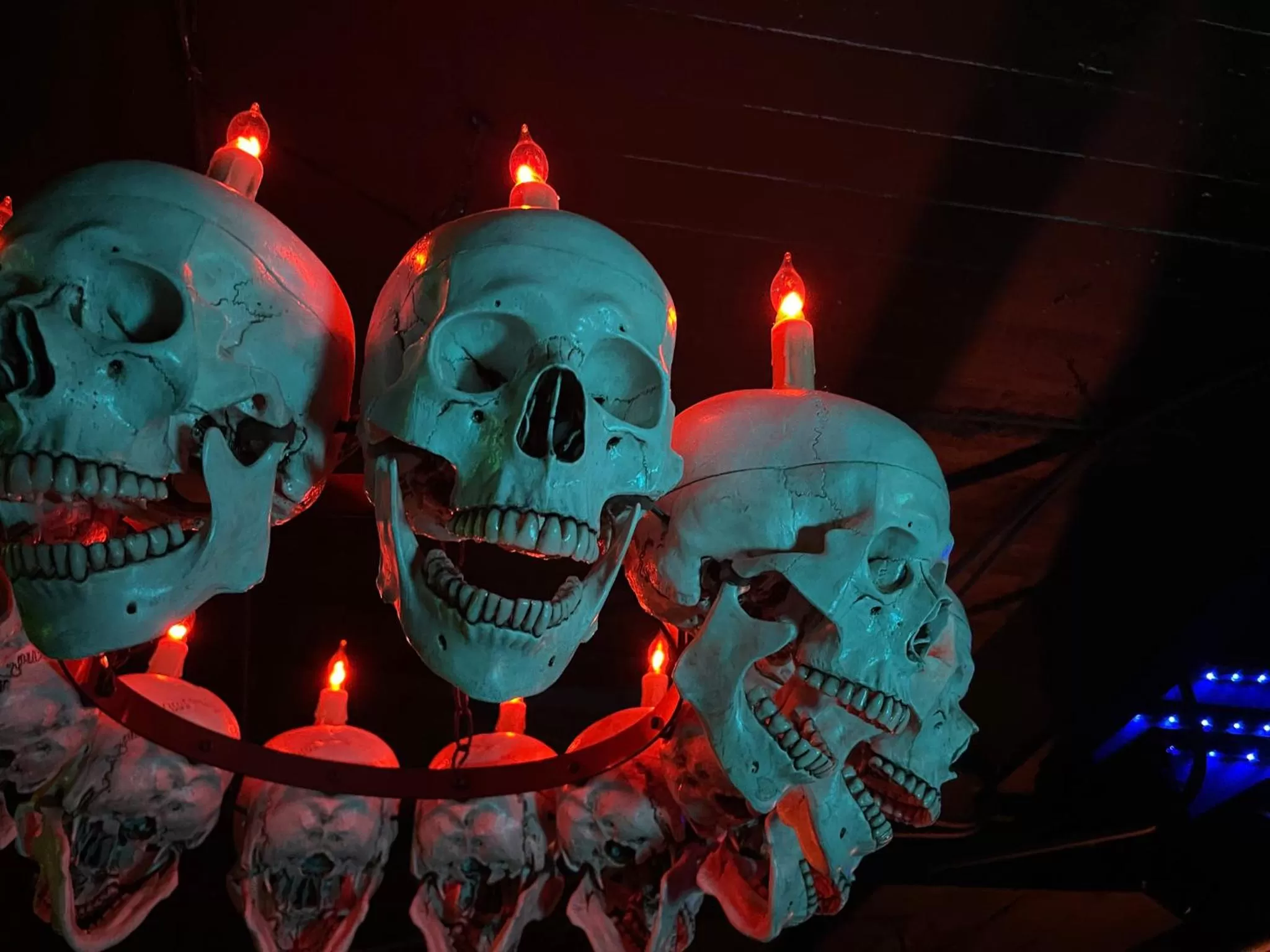 Lounge or bar in 300 Clifton