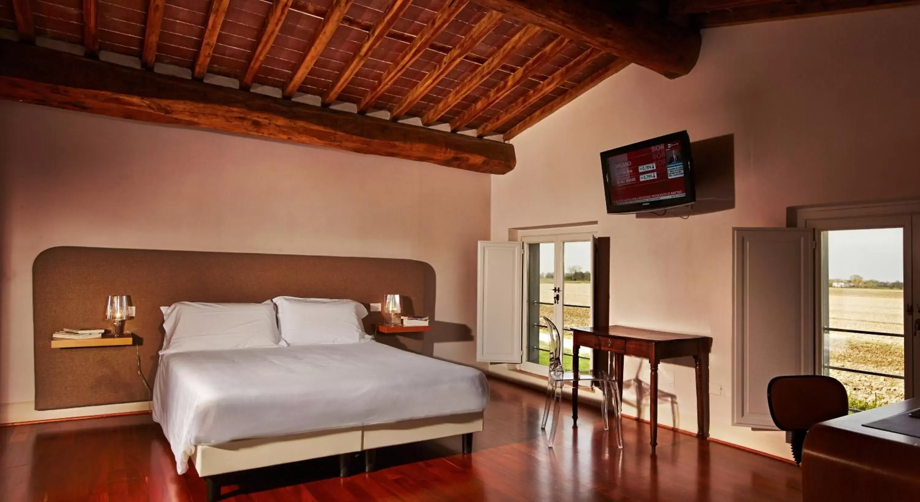 Bed in Cascina Canova B&B