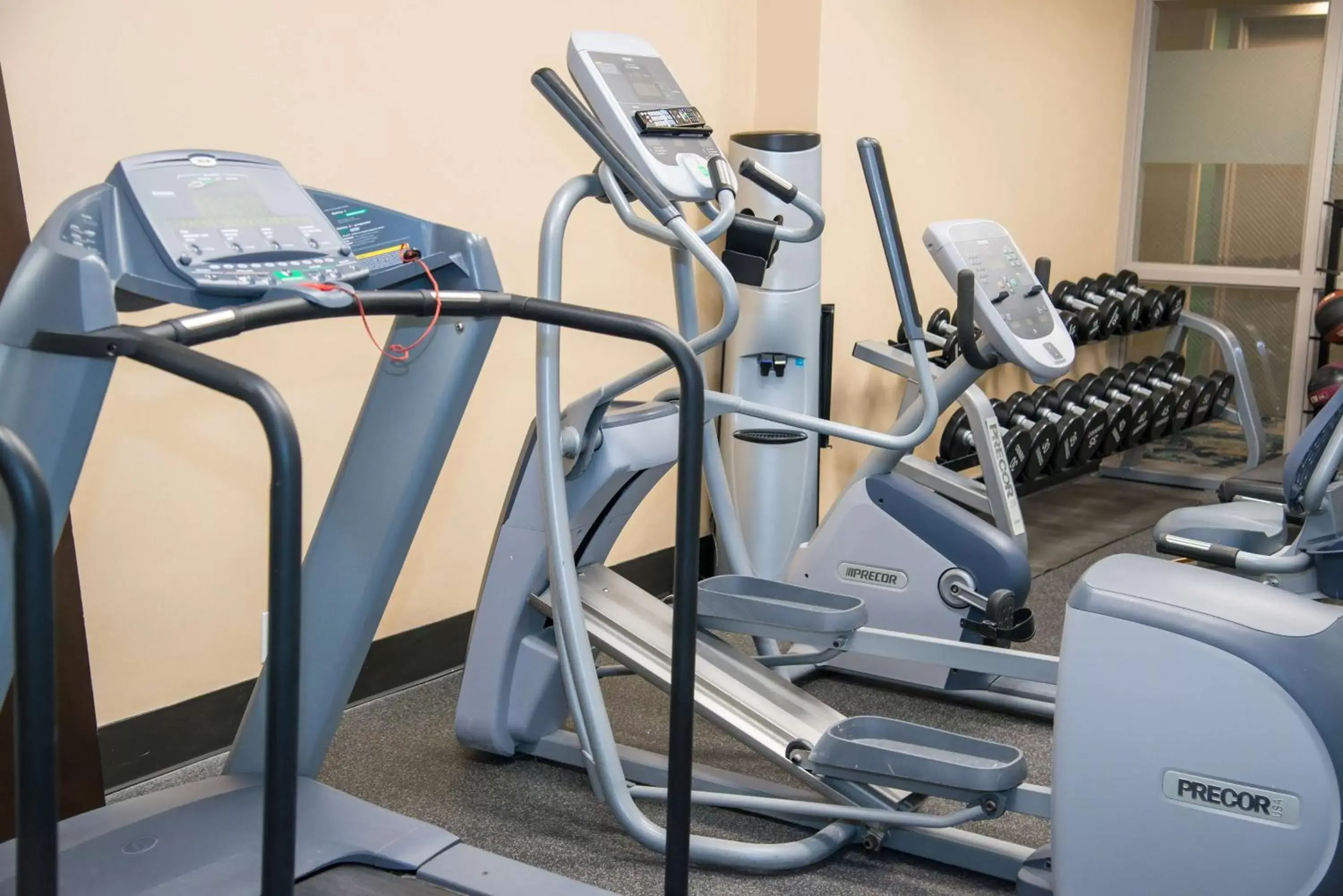 Fitness centre/facilities, Fitness Center/Facilities in Hampton Inn & Suites Jackson Coliseum