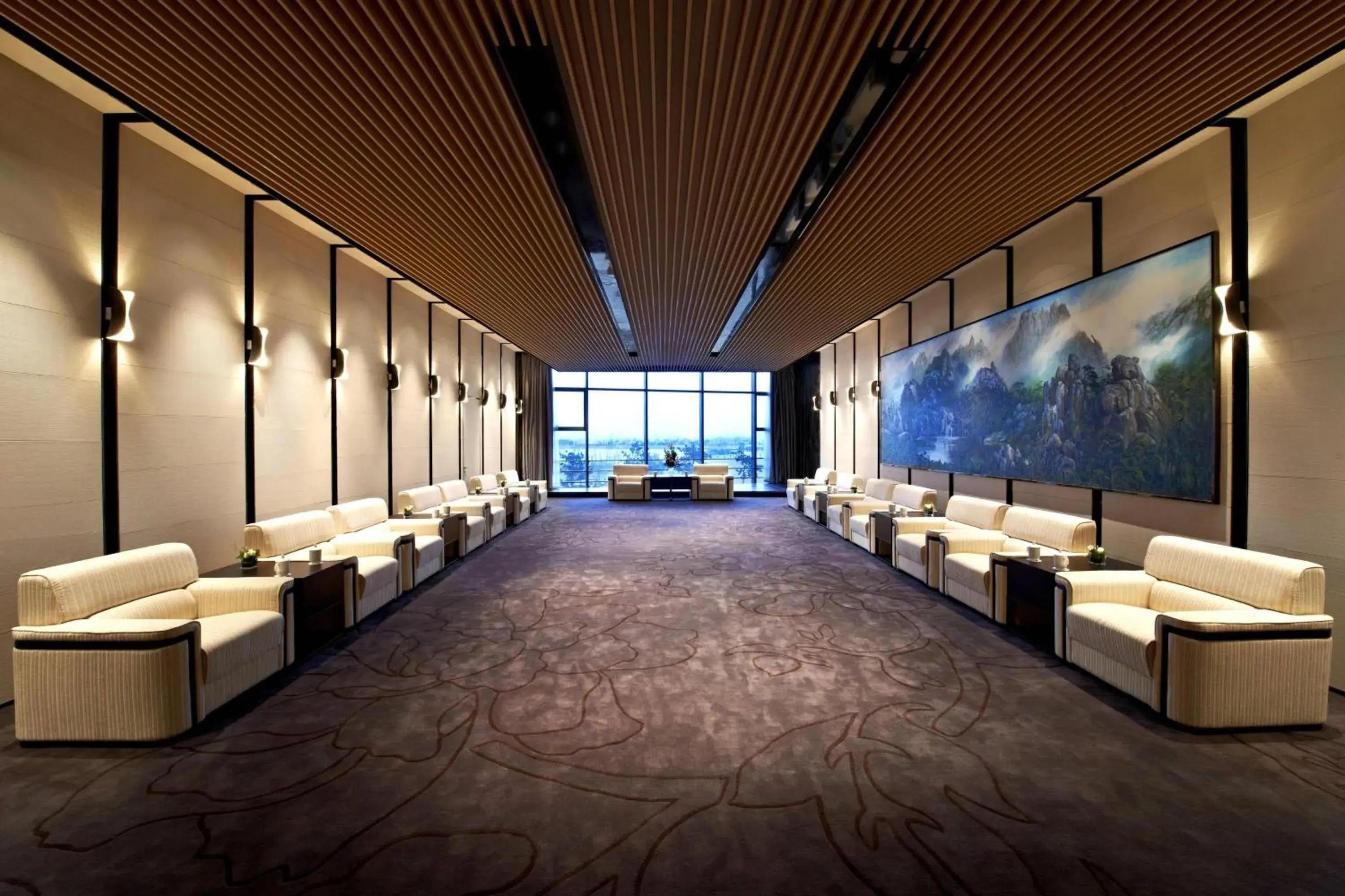 Meeting/conference room in Four Points by Sheraton Qingdao, West Coast
