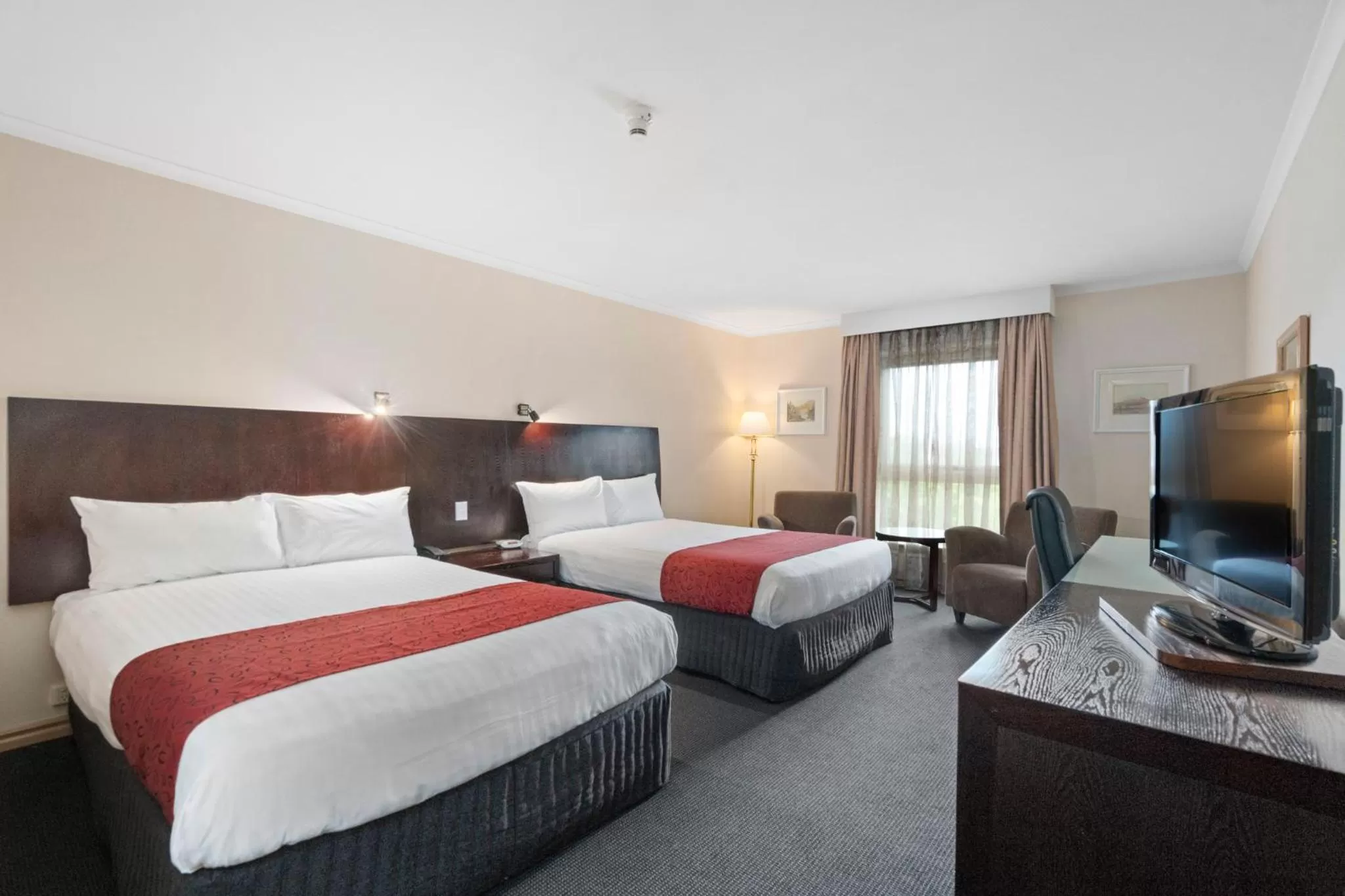 Deluxe Twin Room in Hotel Grand Chancellor Launceston