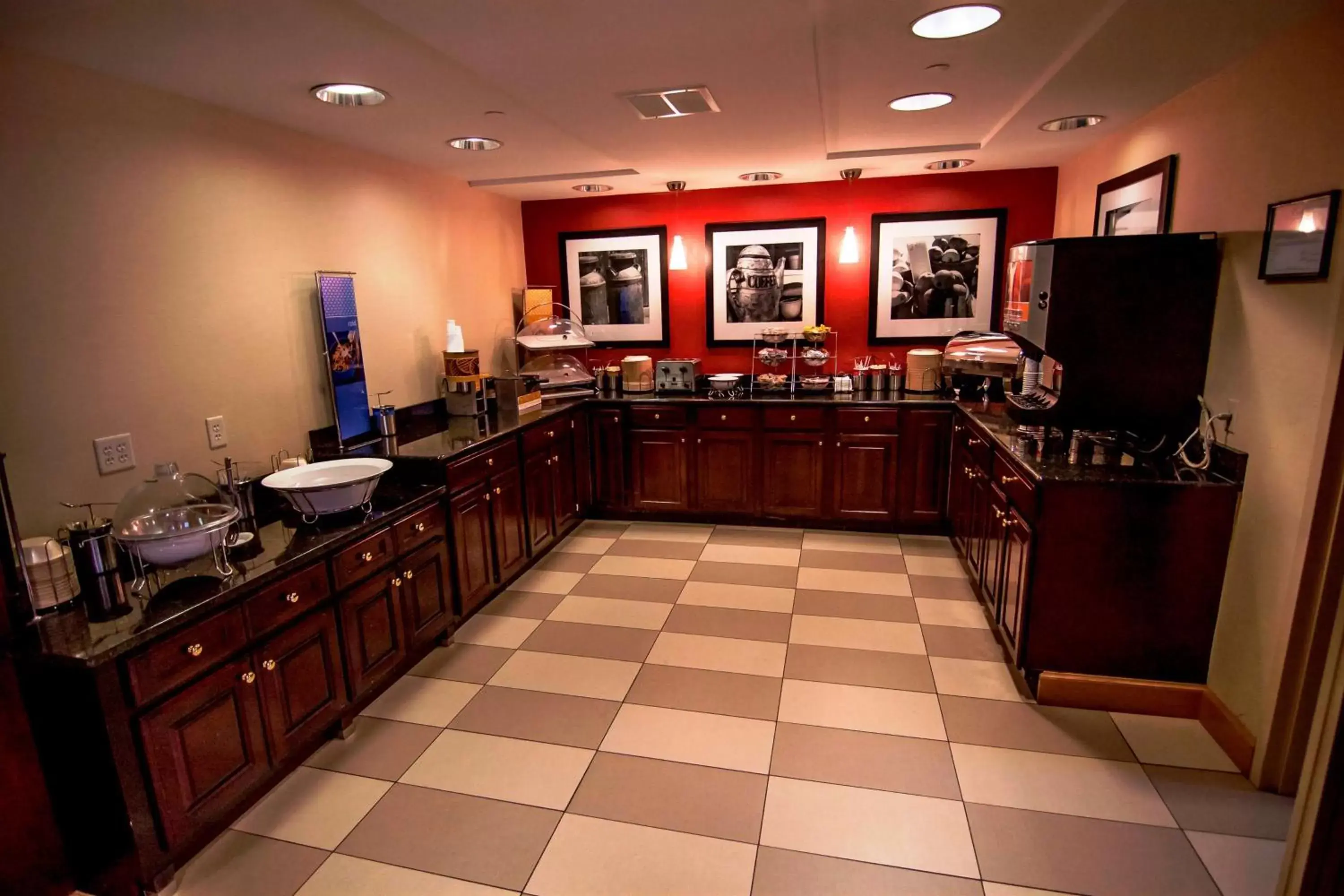 Dining area, Restaurant/Places to Eat in Hampton Inn Groton/Mystic