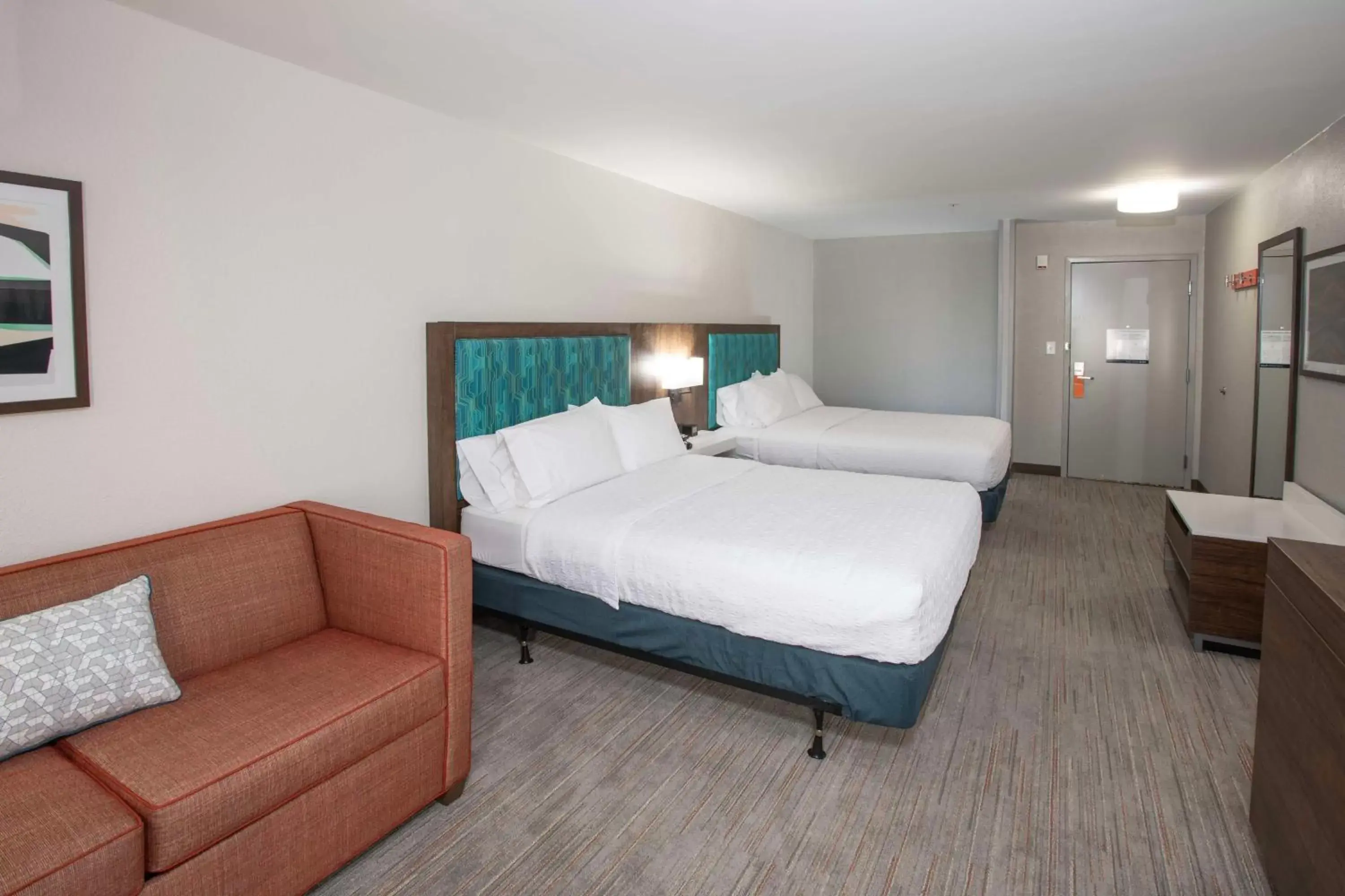 Living room, Bed in Hampton Inn Dry Ridge Living room, Bed in Hampton Inn Dry Ridge